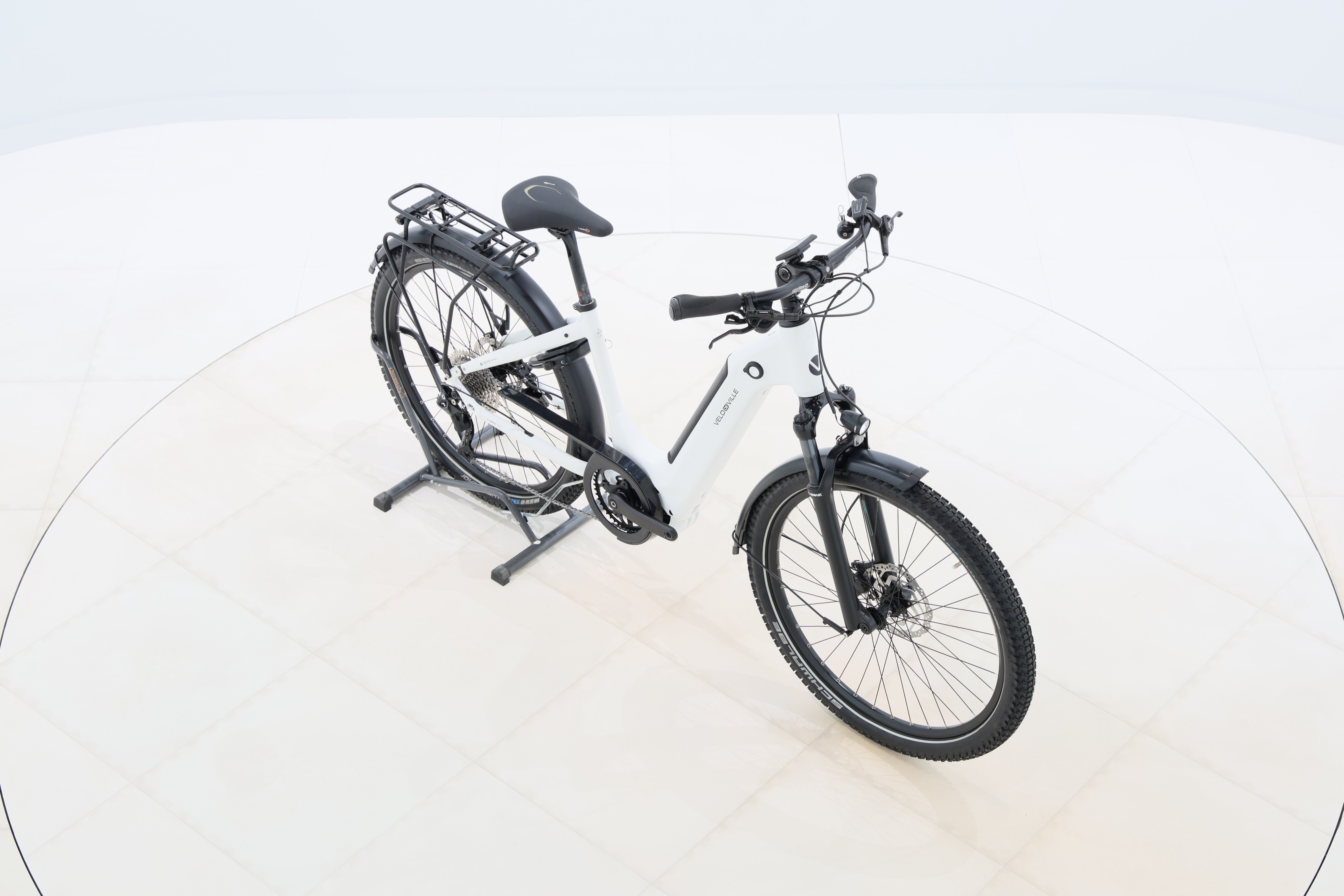 a096881b-3dc5-44e4-9a47-db69e92018e1