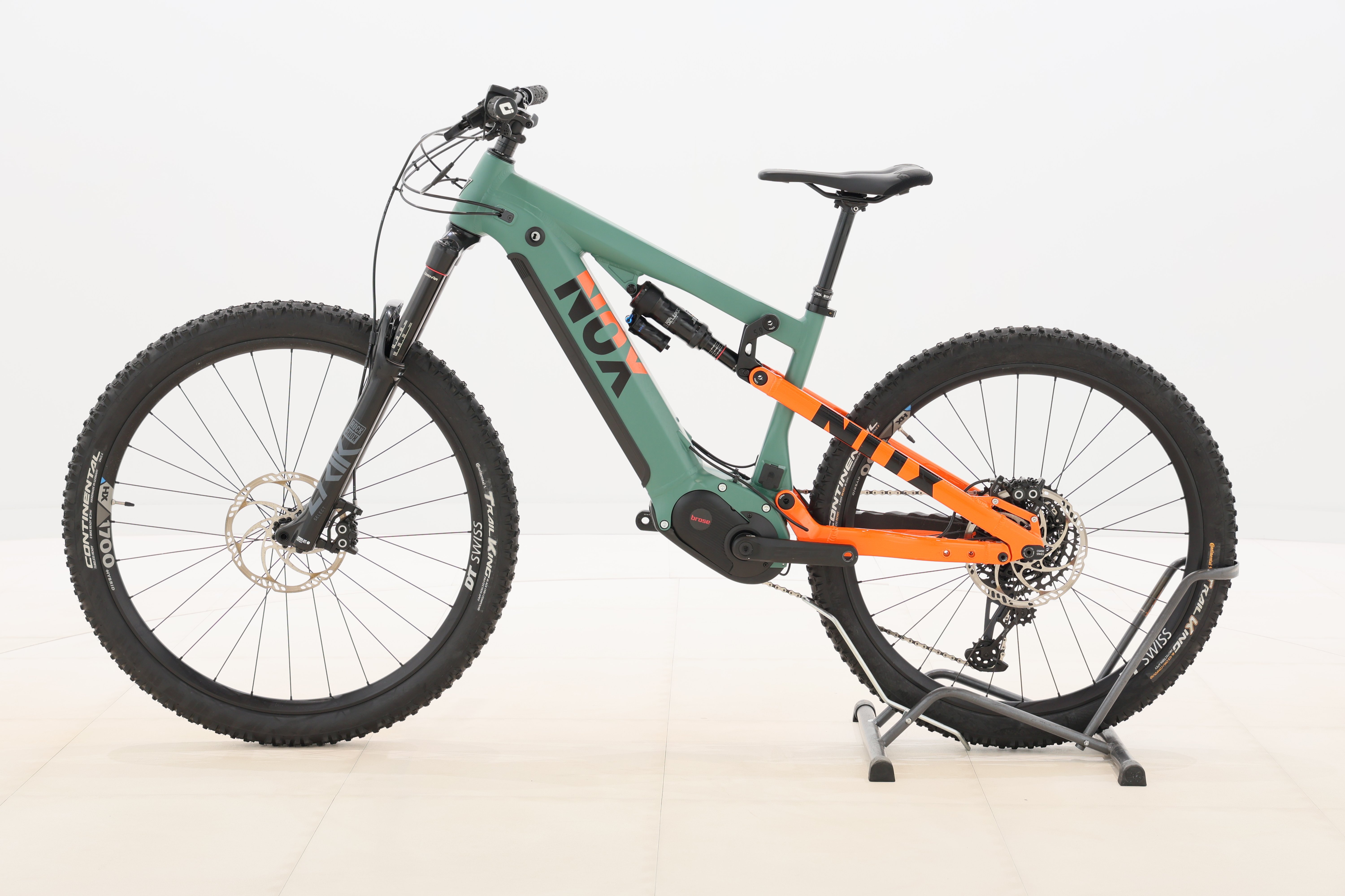 2155ad0c-0d93-4b96-891d-d84b7539d59d