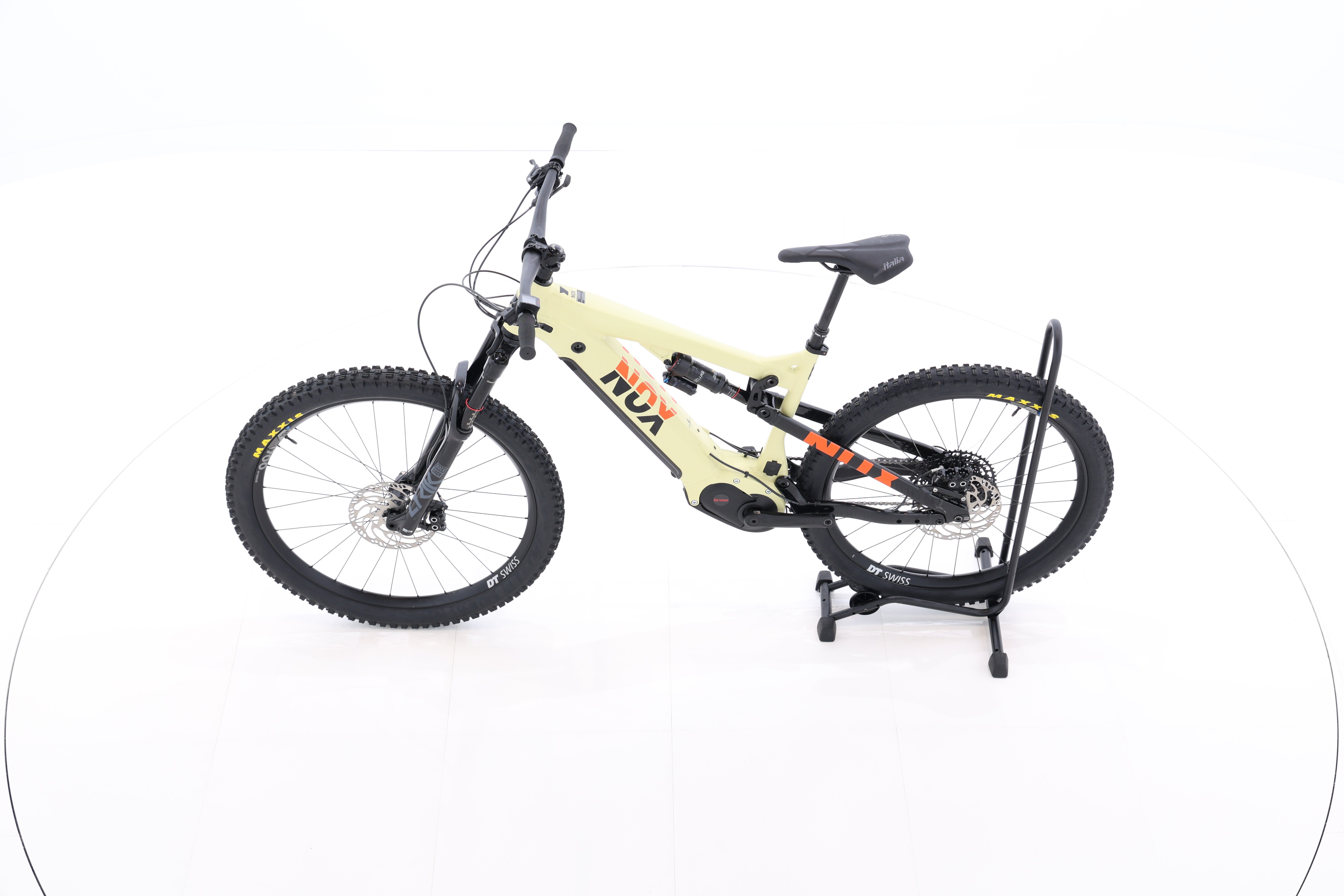 e8e4ac6f-1d26-4ce0-8c66-b8a4fc5b1f5c