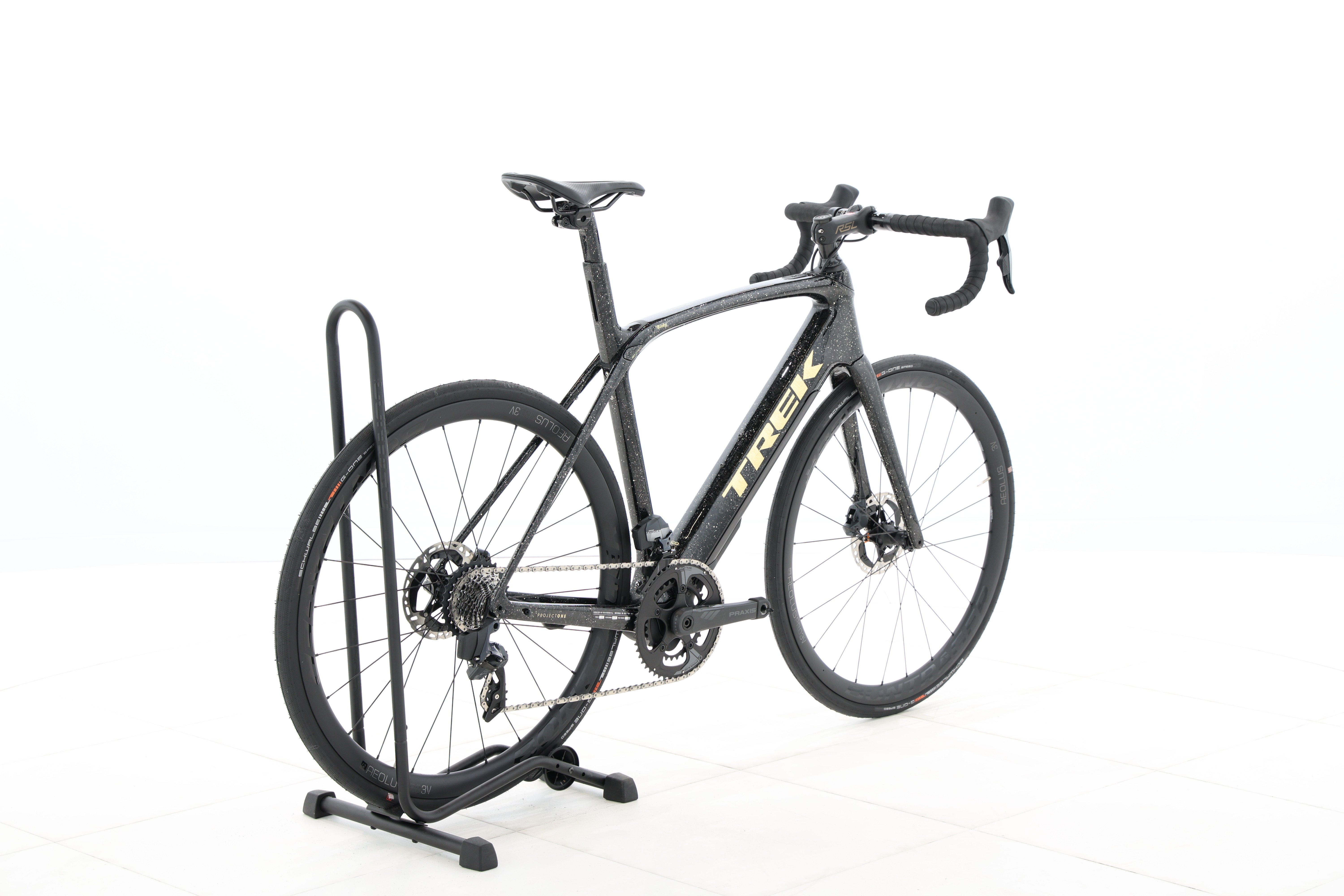 126726d9-51fd-4f52-b316-f56db138459c