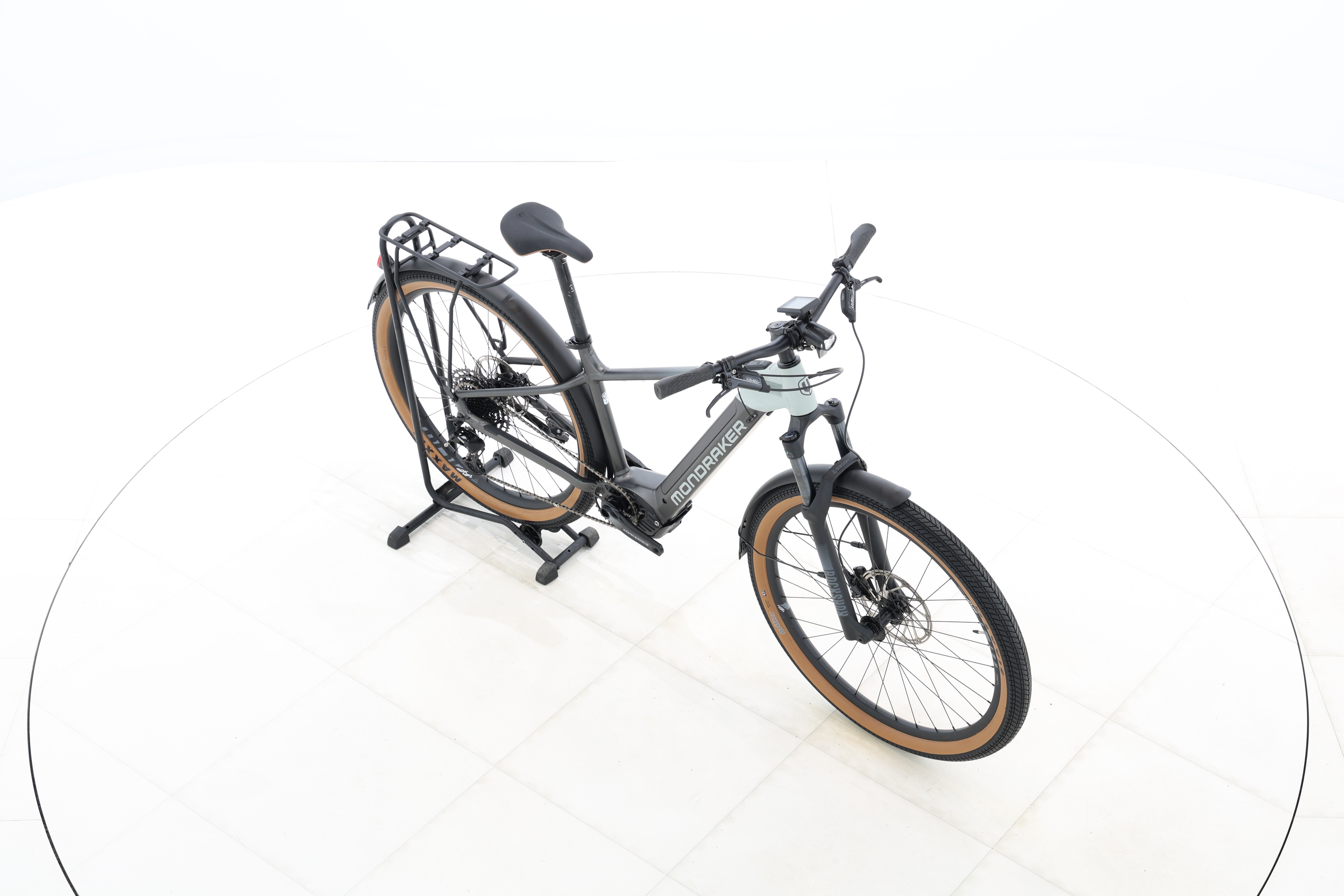 f3e8b0b8-4b61-493d-b378-95e1ad4d8eb1