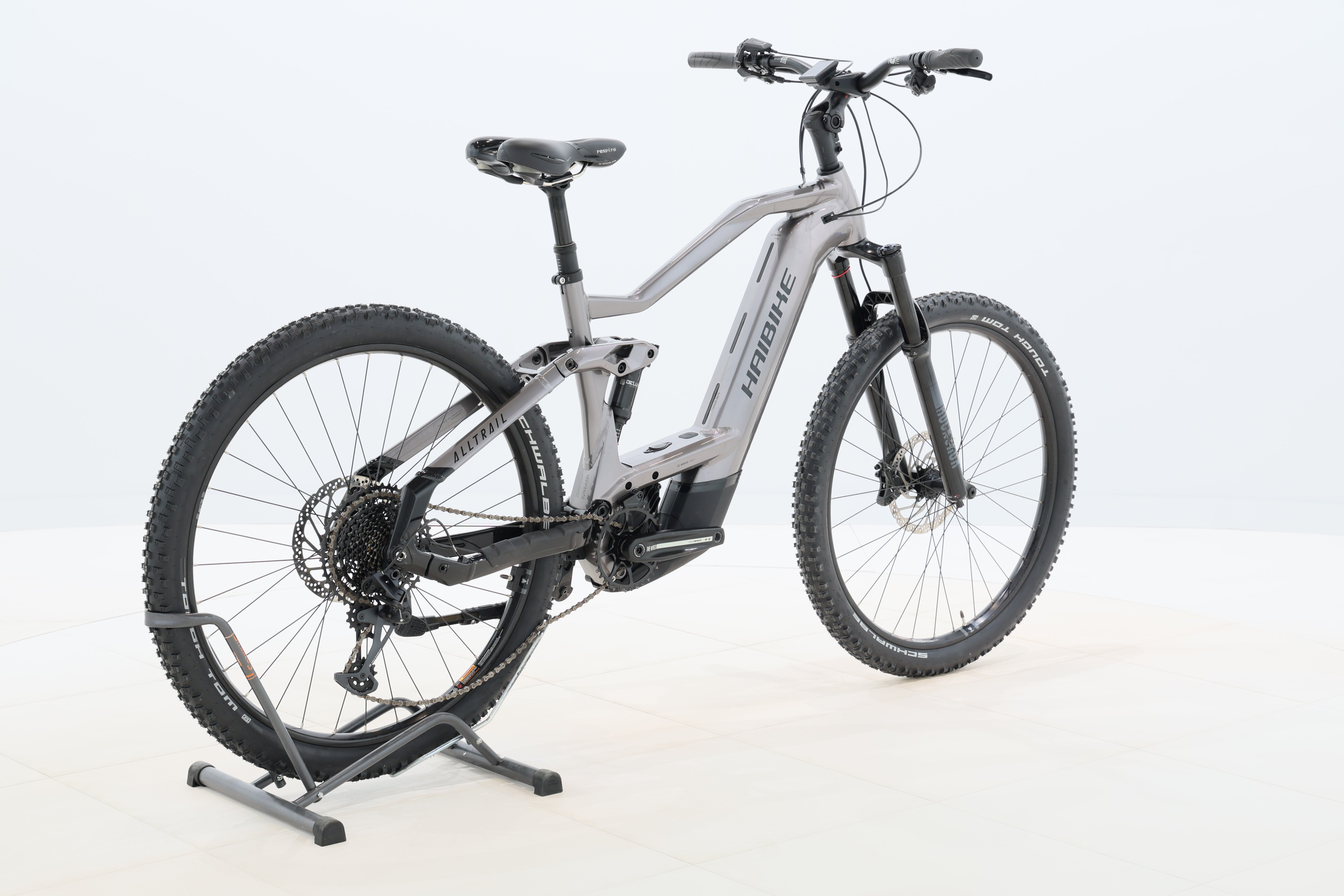 9eedf3c3-f2e3-4bd3-a17f-3e4ef5a0efa2