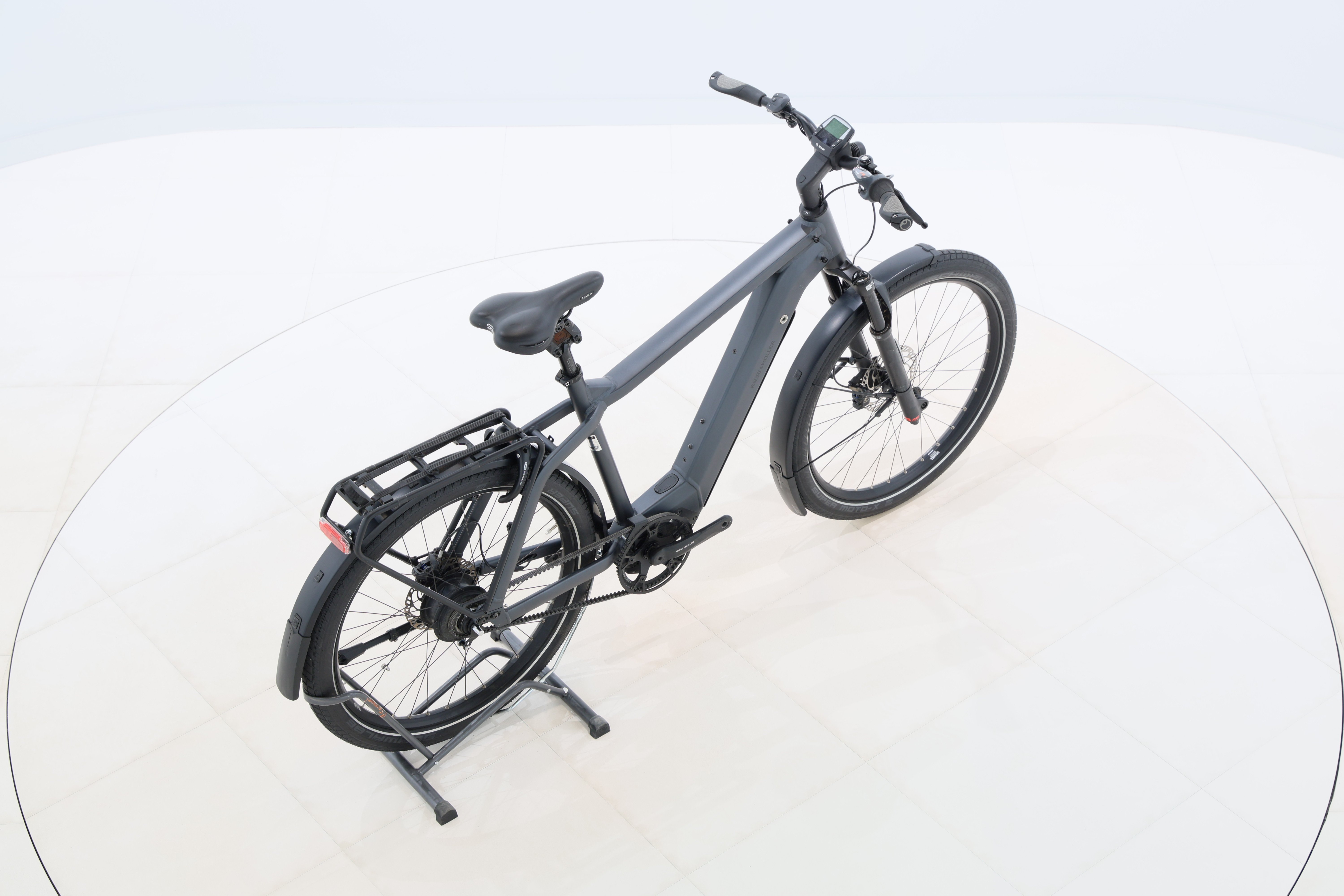 ebb9d5dc-1ee8-4737-af25-cec79a3bcb02