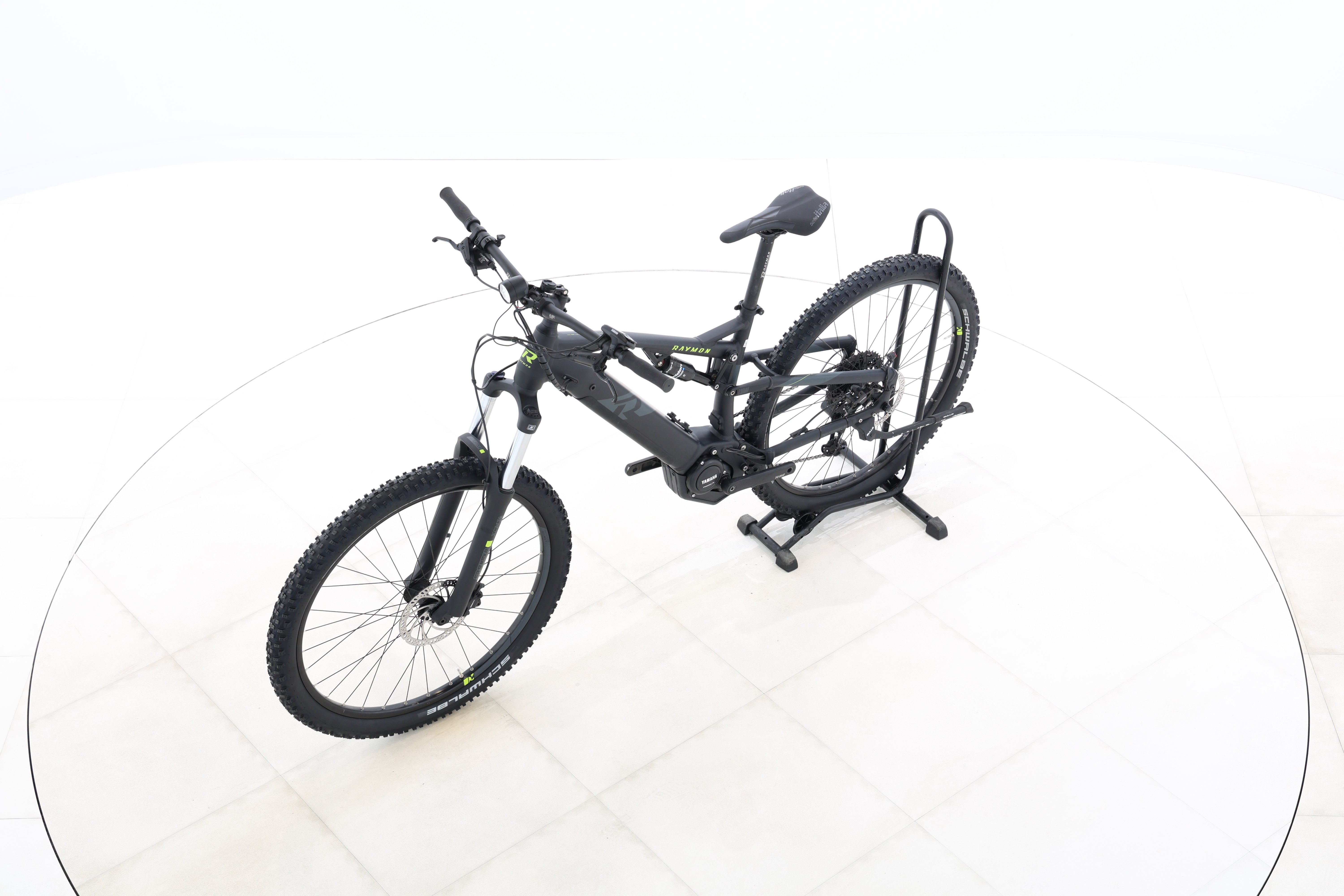 06e0394f-fbeb-4c9d-bb0f-1fa0ed3b0a6c