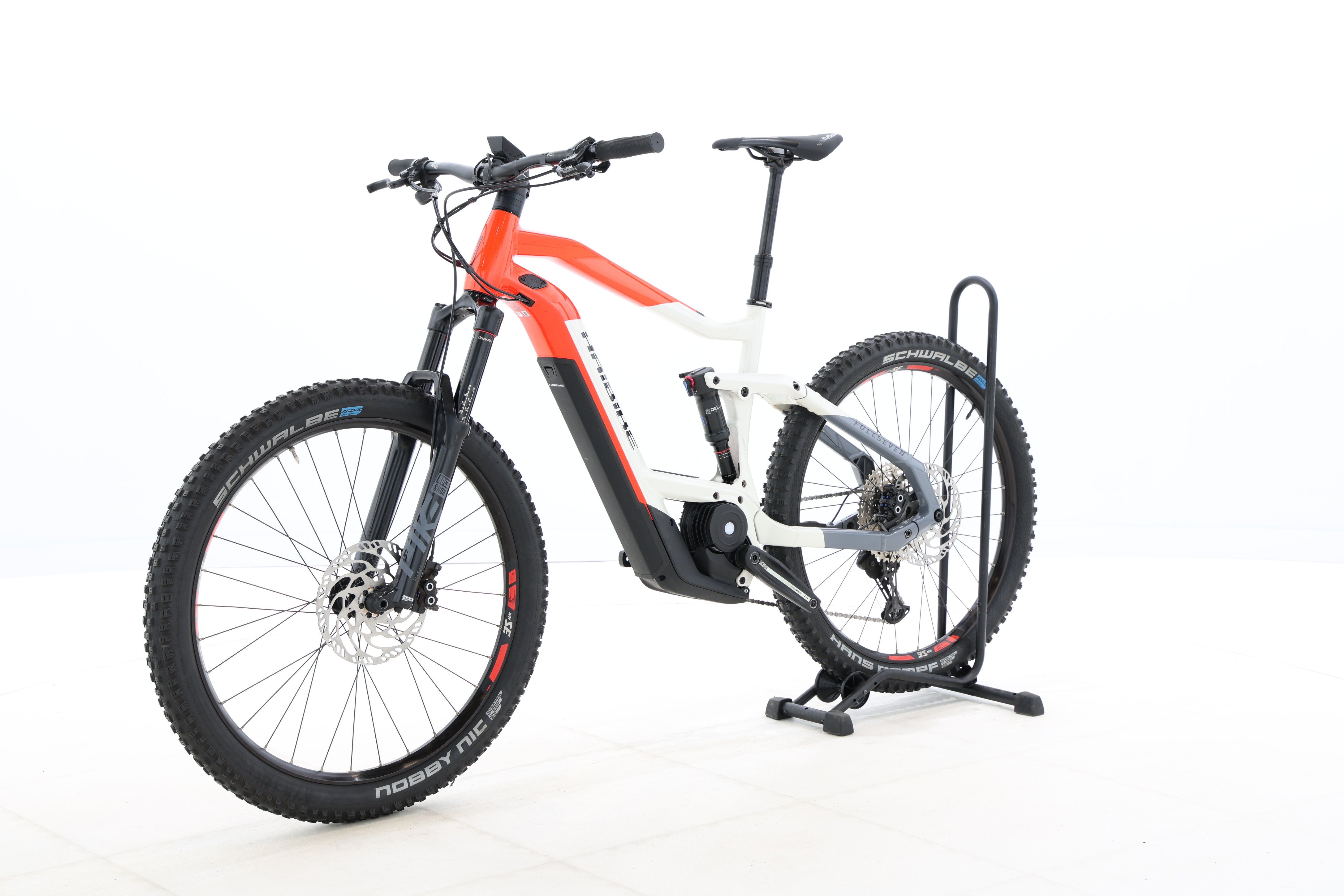 7cc39099-a138-44a9-aa76-2bd7737ba115