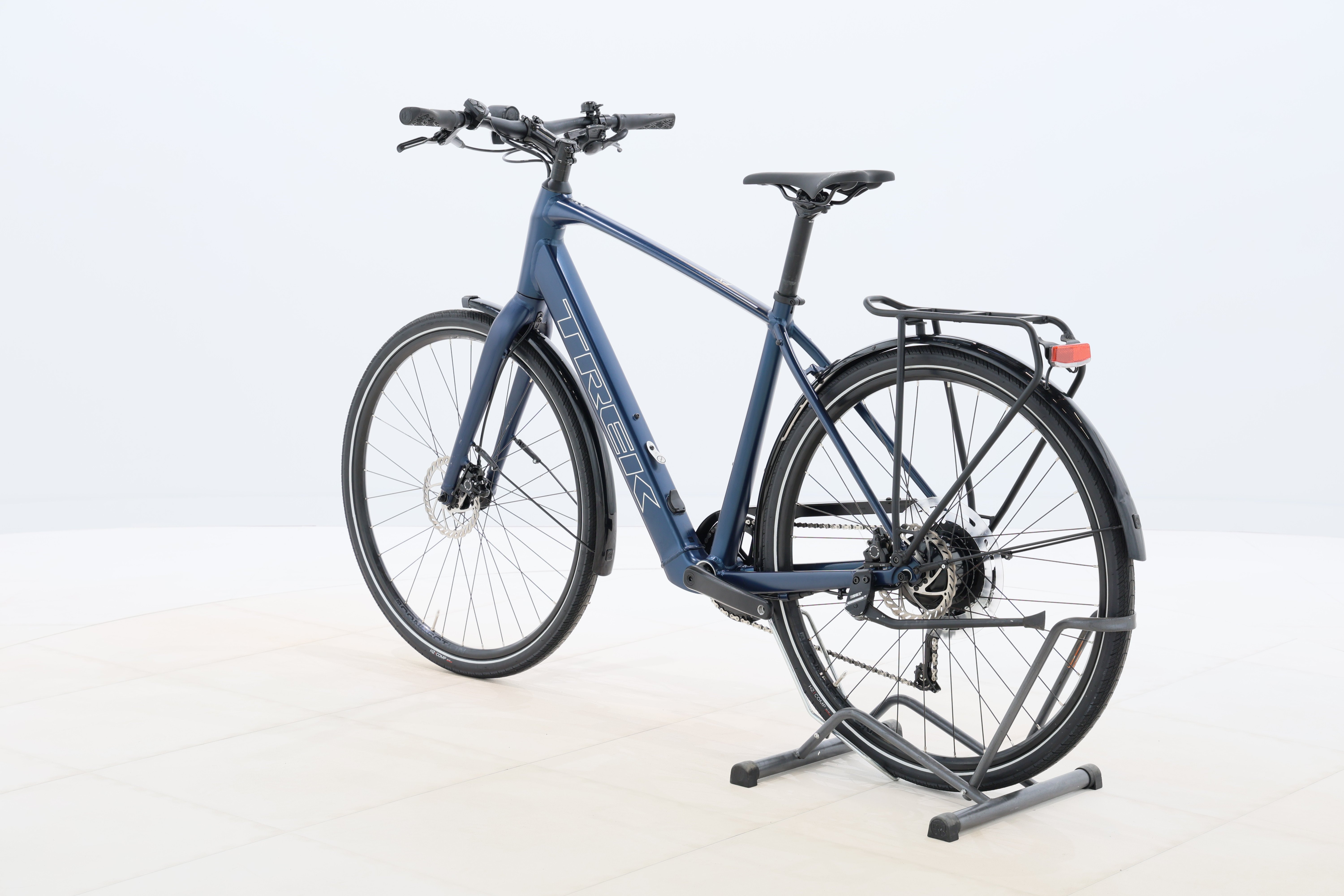 cf568090-0e42-4dfc-8118-f9a277fb4484