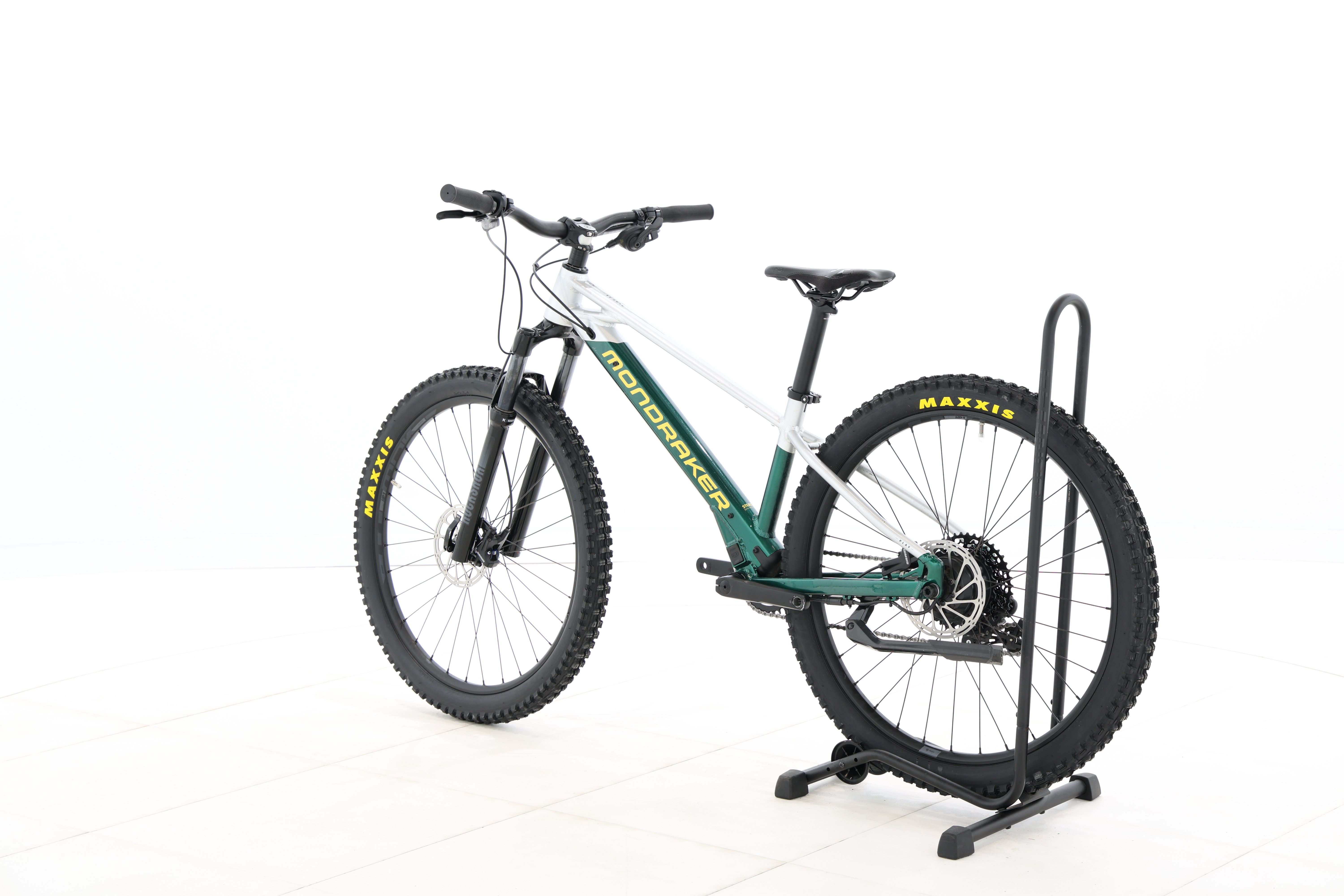 b66f7498-31fb-4422-9352-c5678f0c4f71