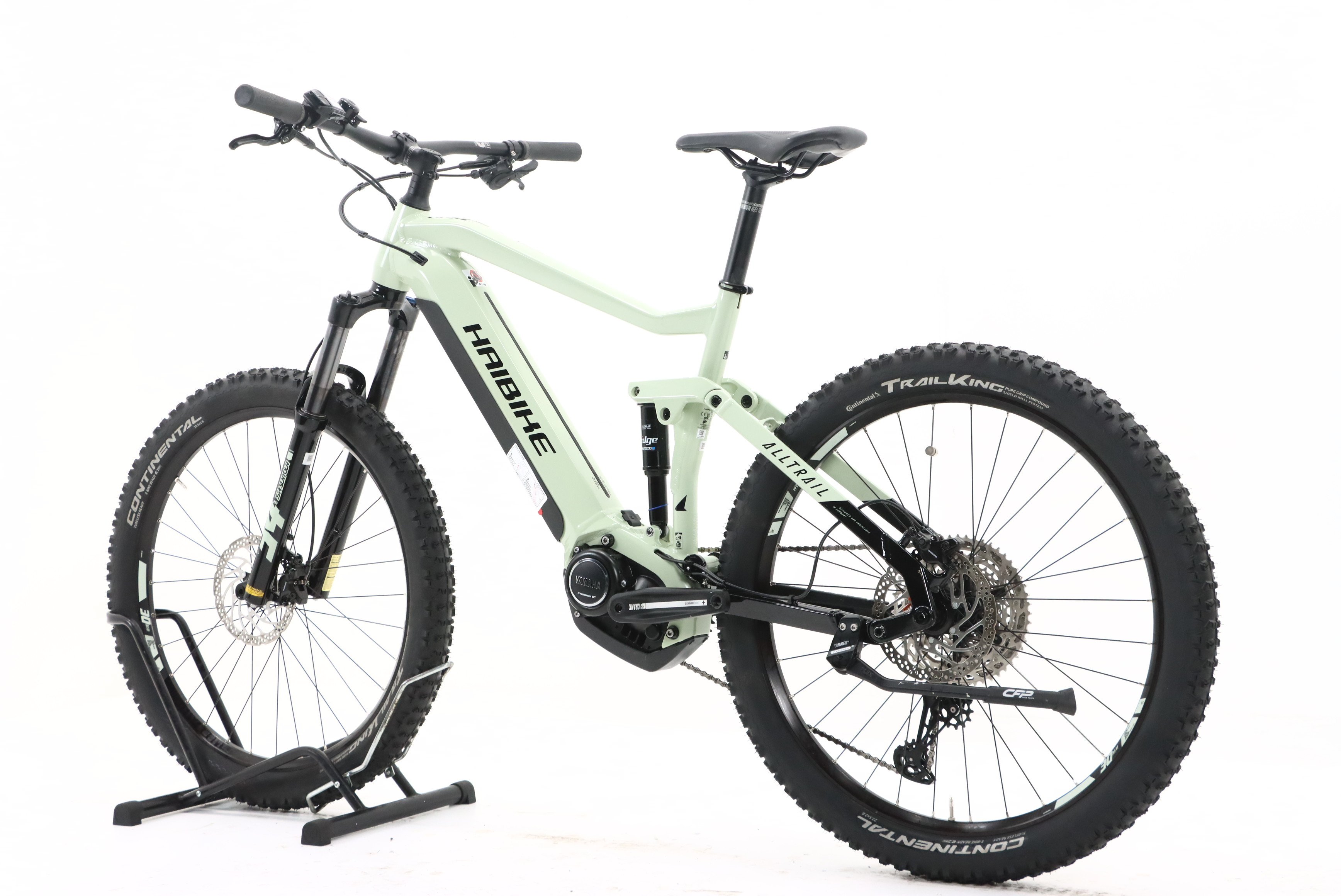 d27f7246-c6fe-4b70-bad6-d4885904d04c