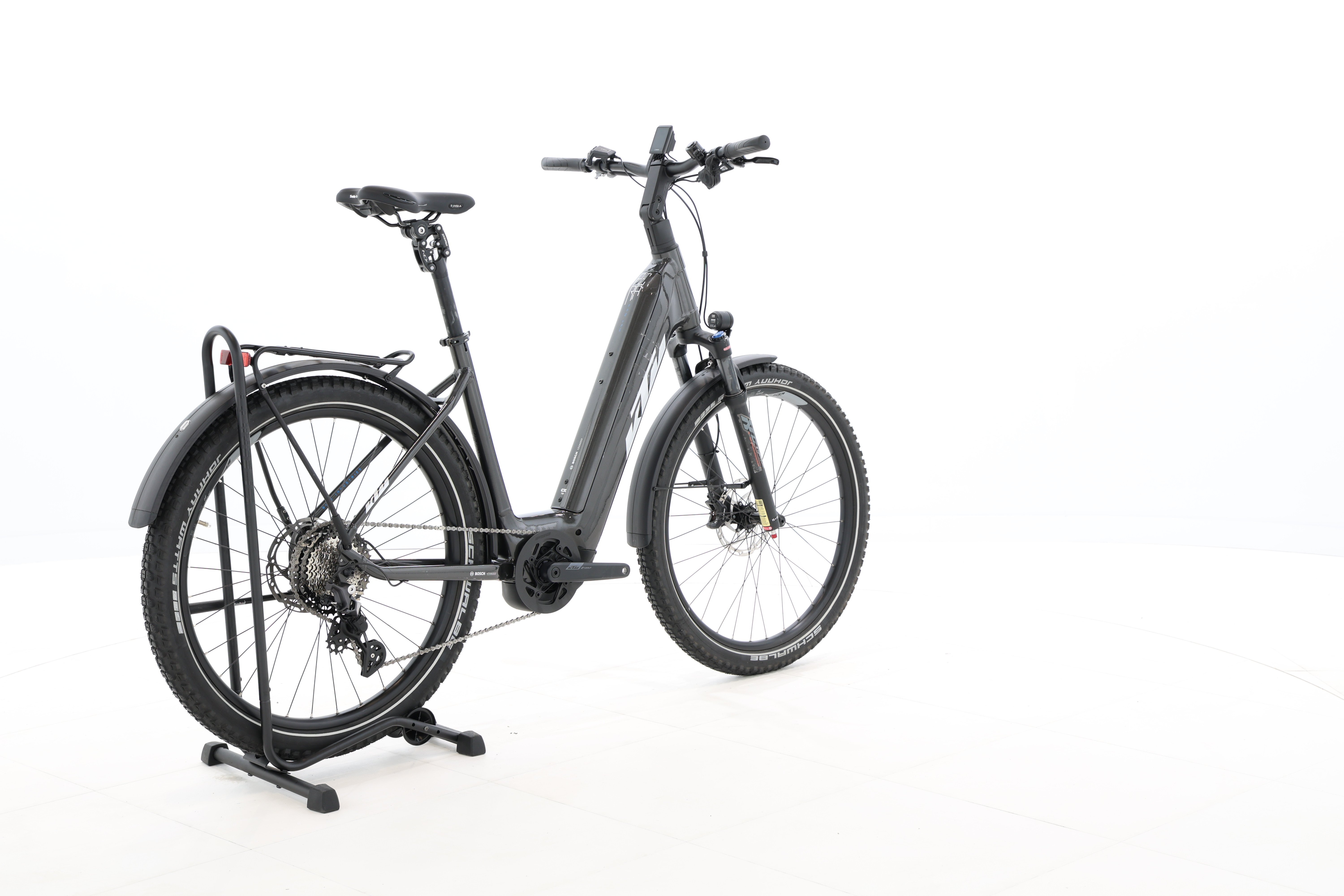 00e3e156-aabe-459a-8f47-12d469cbb59f