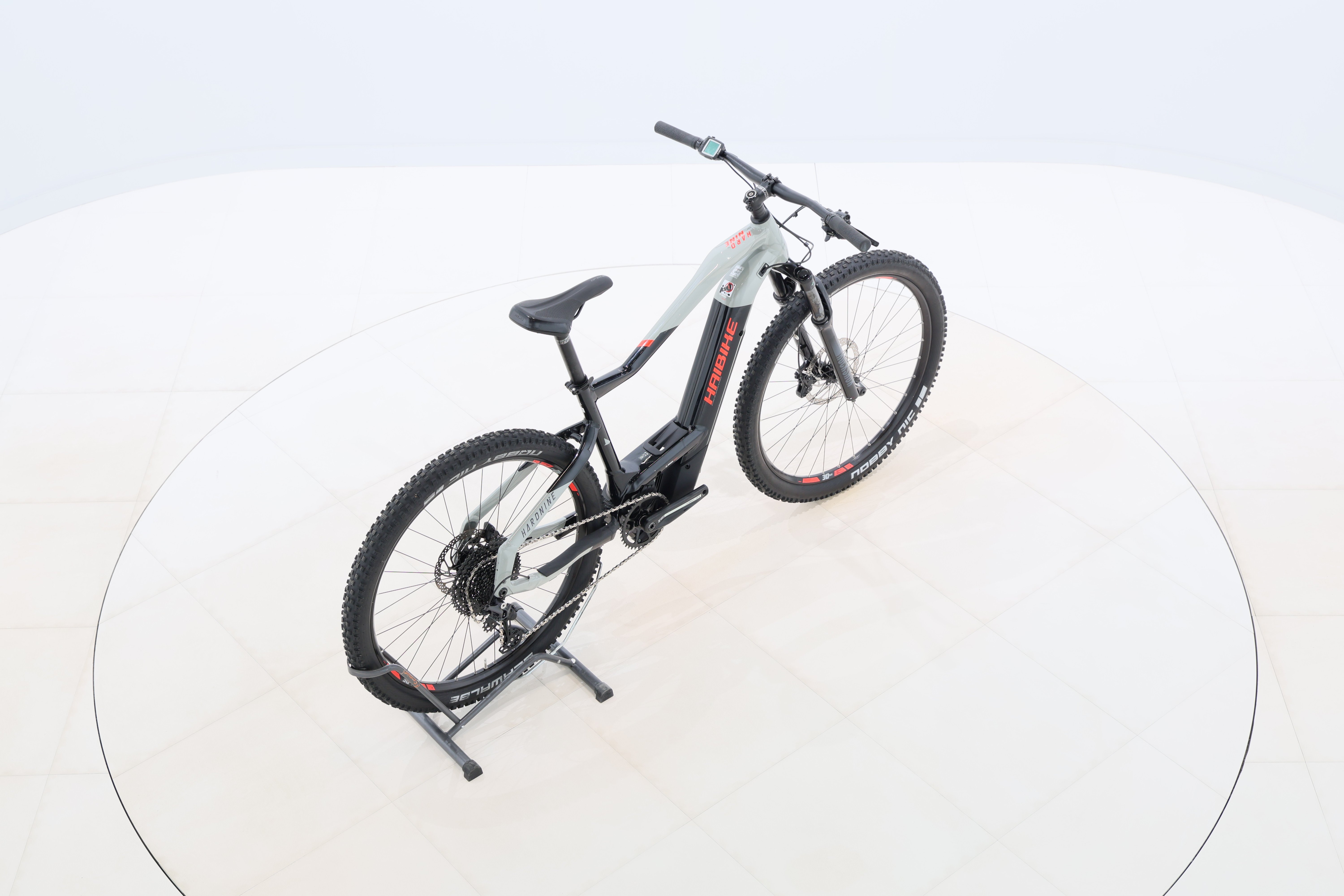 c8bddd2f-41aa-4e9b-9f63-83ba1d2326b4