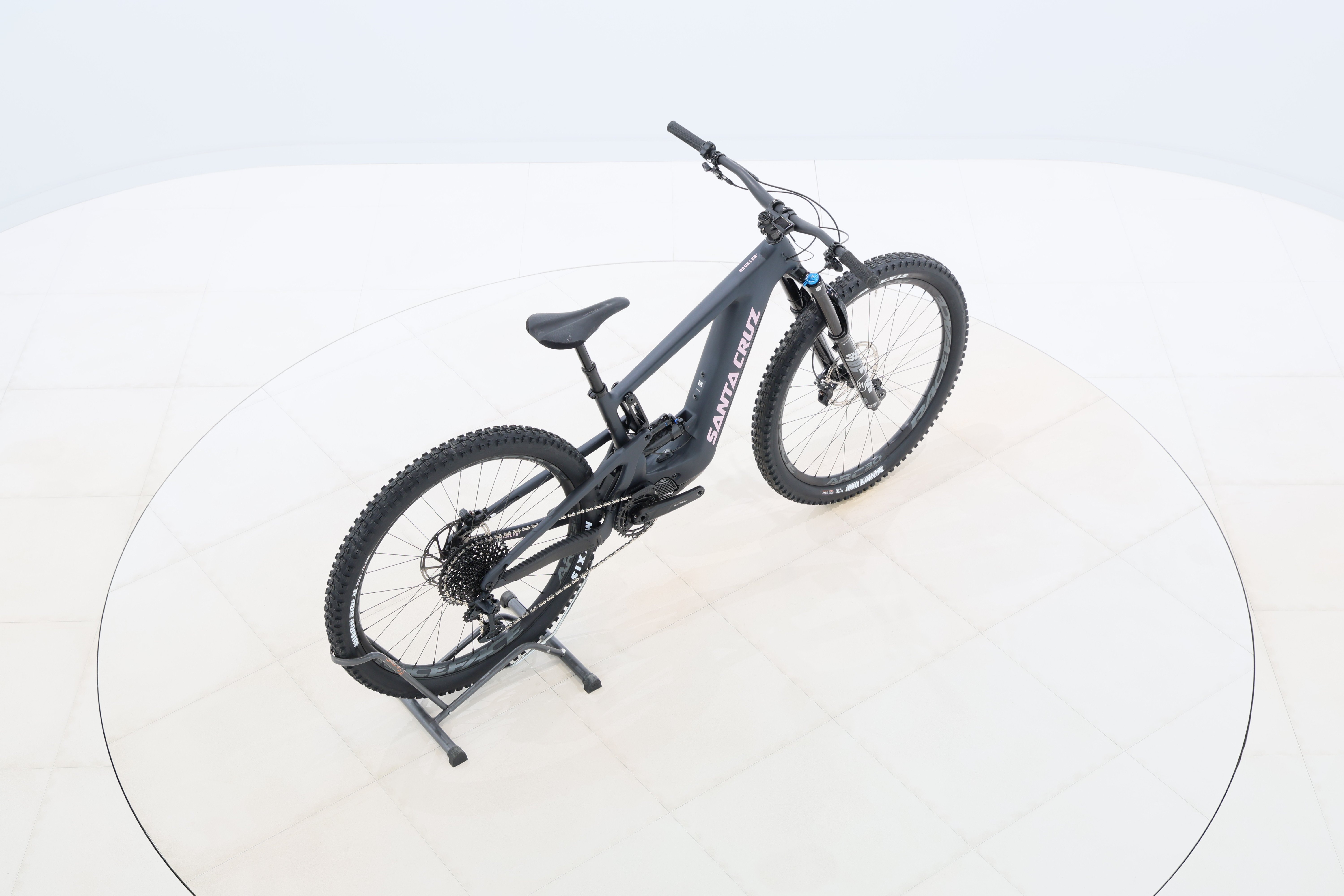 f2f4d4e2-11f3-47b5-886f-c4817931aadc