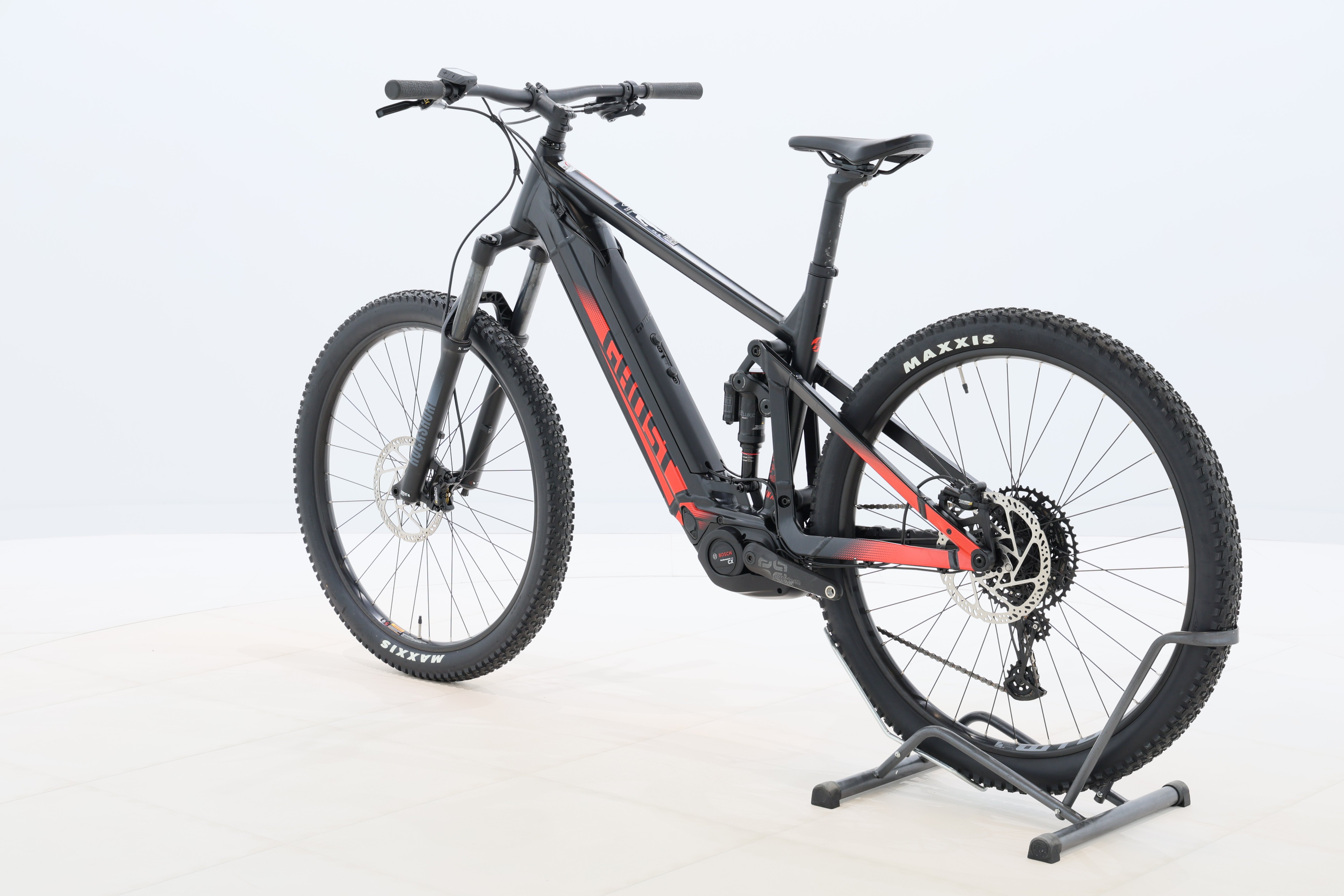 e3dad7b2-b1e7-43f0-a4c8-b213251dd5c5