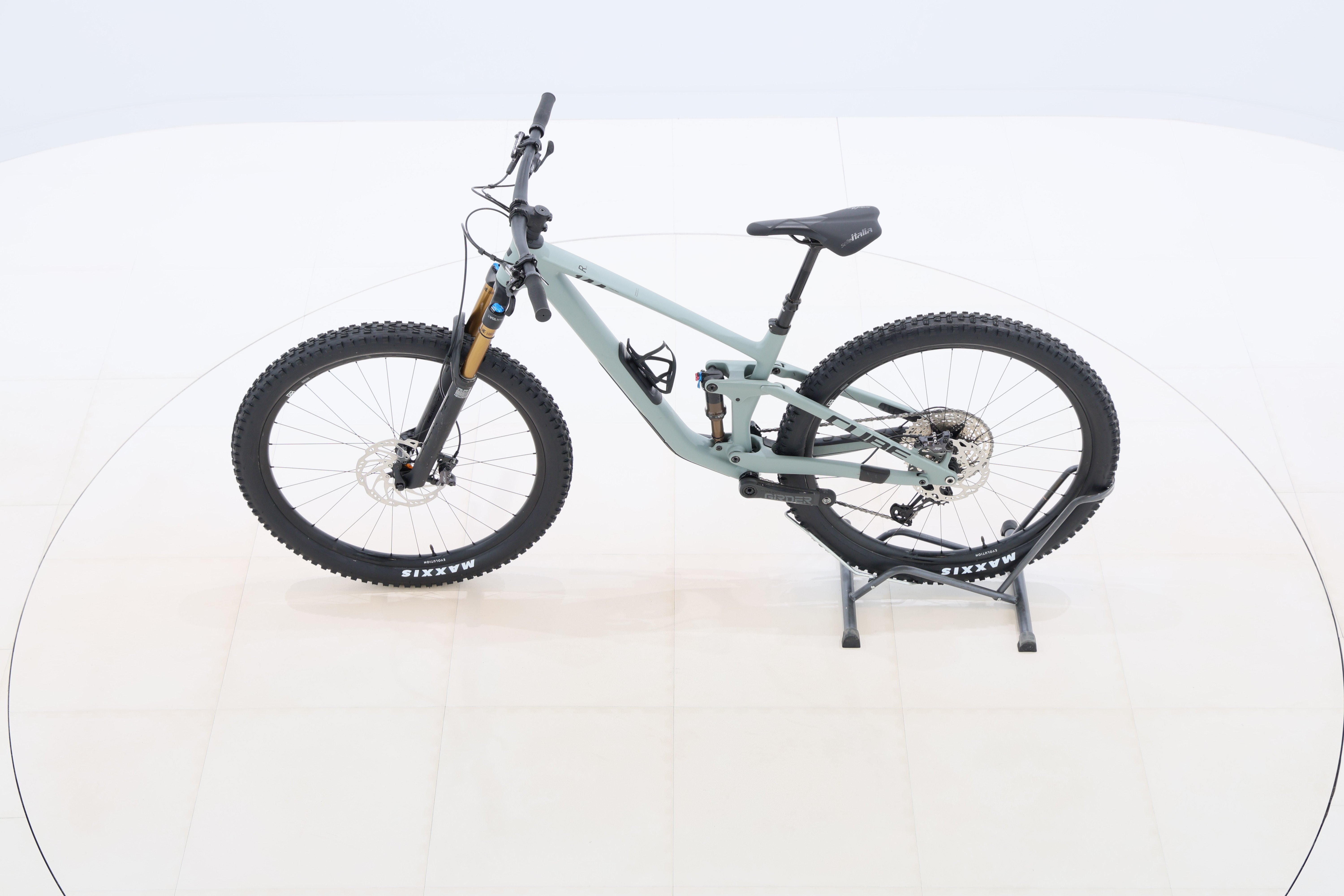 1d8453d6-1a23-4ce2-96ae-001a2a9ce8d9