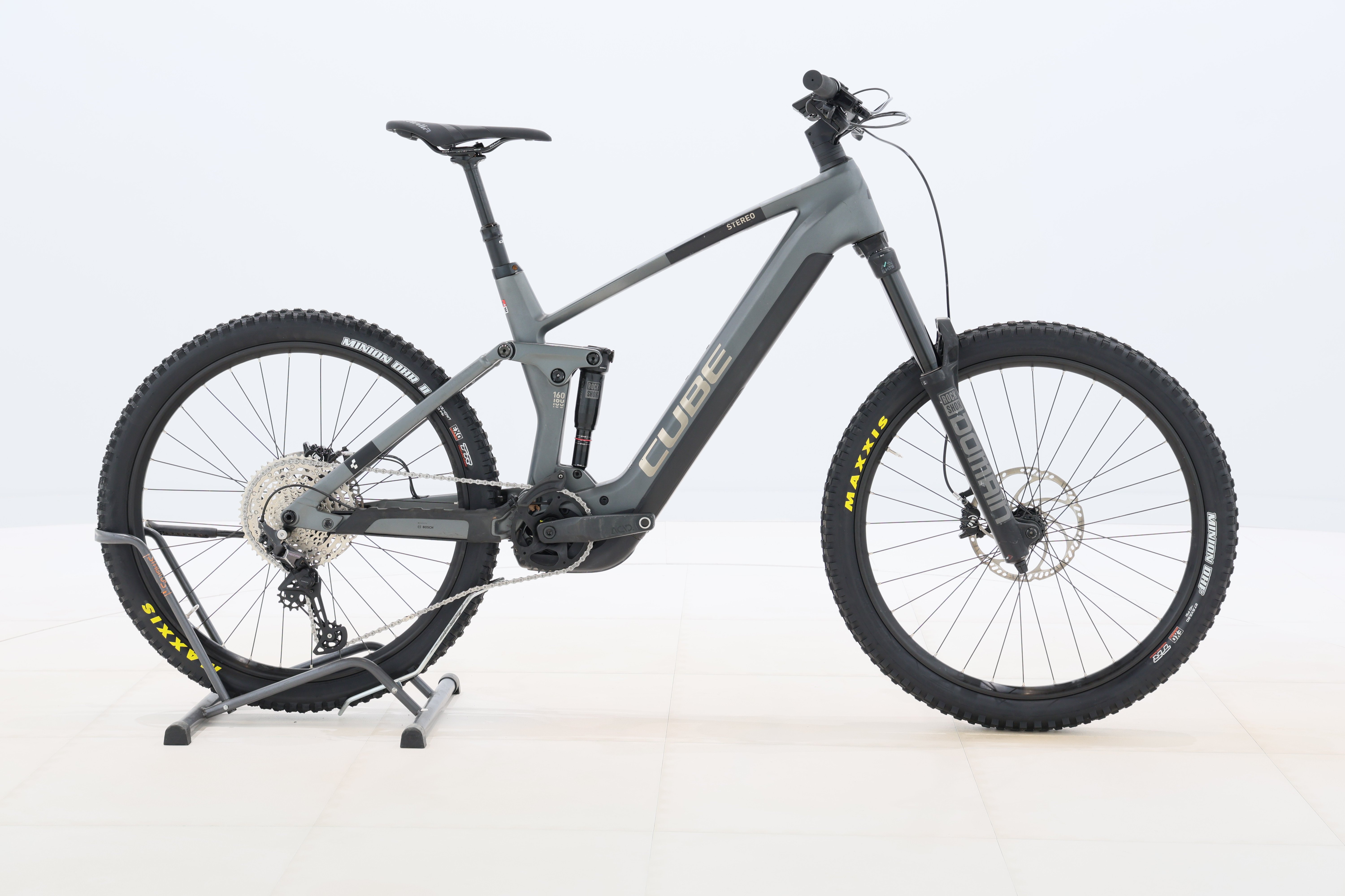 c089945c-b19d-4e40-a81b-15fc5b943e73