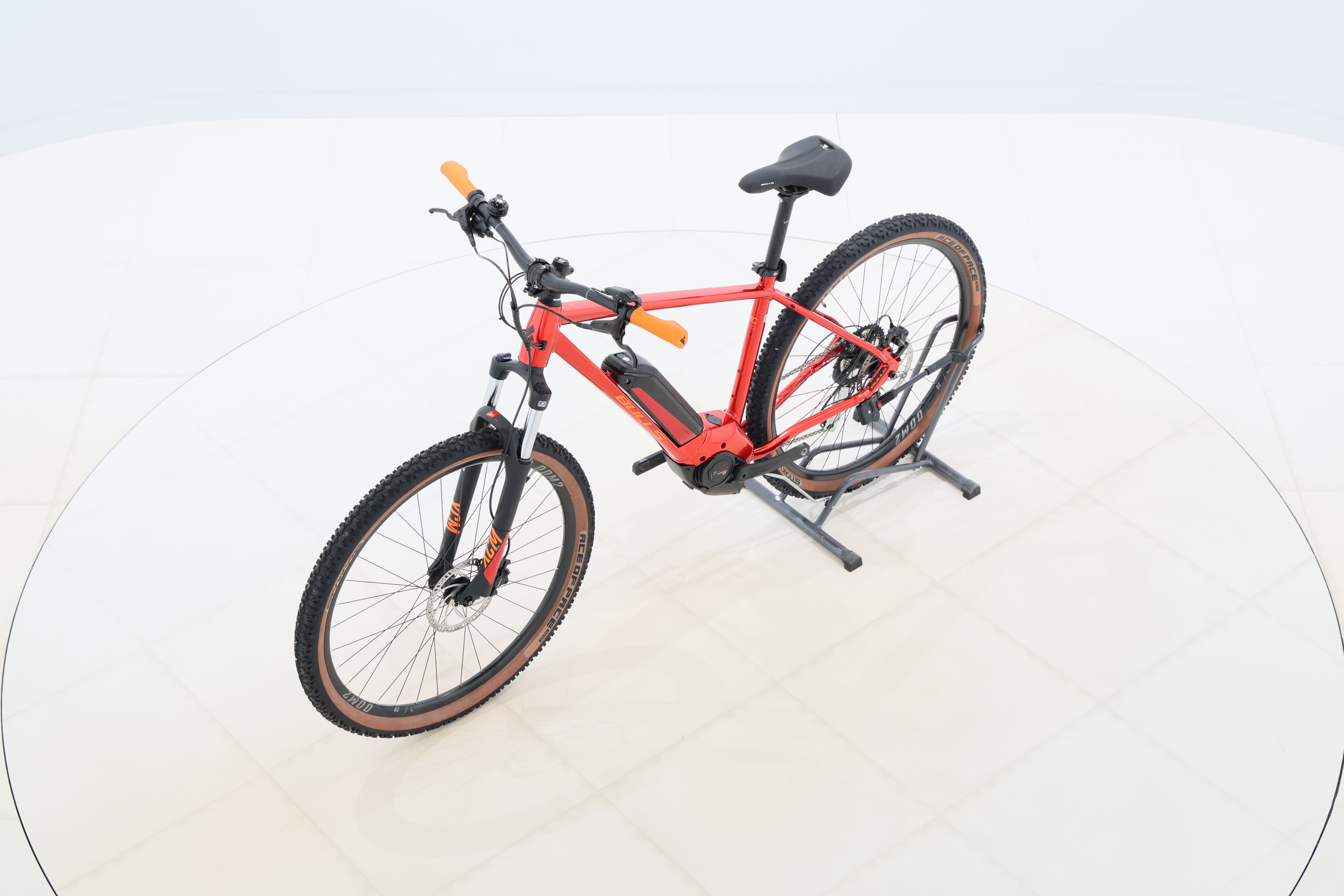 06b6e0eb-c61e-4a20-973b-7adbba28c3af