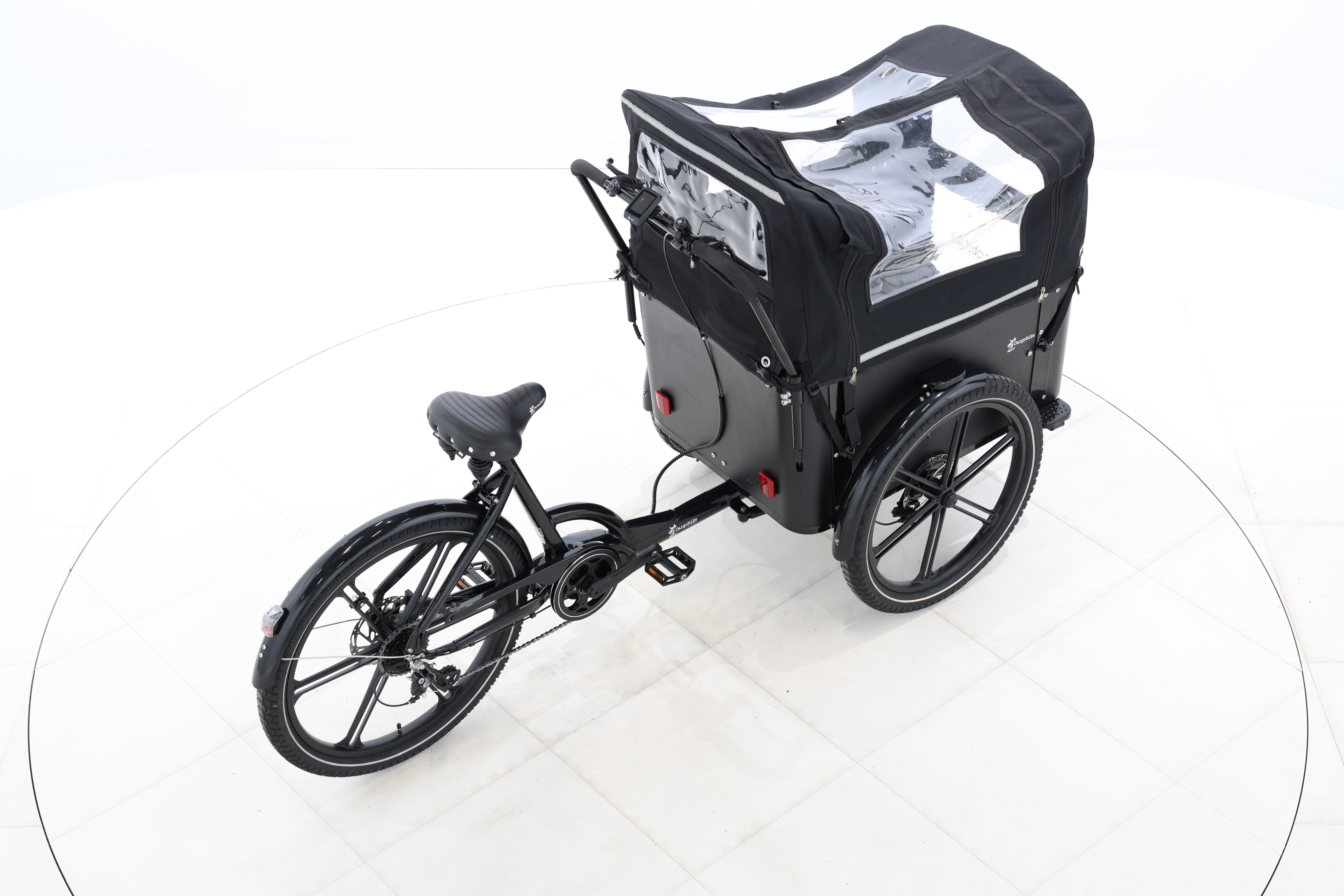 8c53ff02-2efe-4e28-8549-407862ab2758