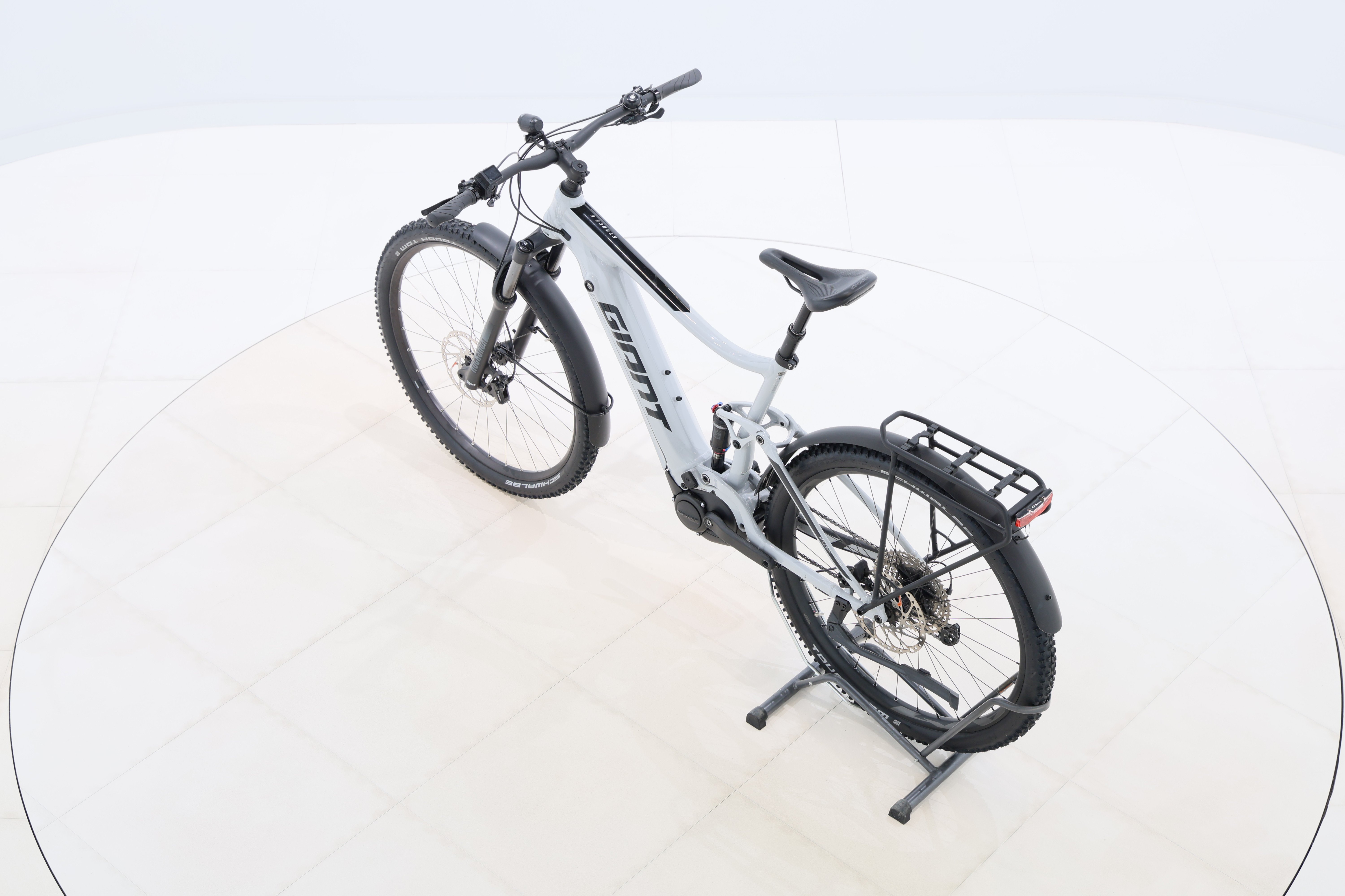 c3eab736-276e-4923-b01b-ad416293176c