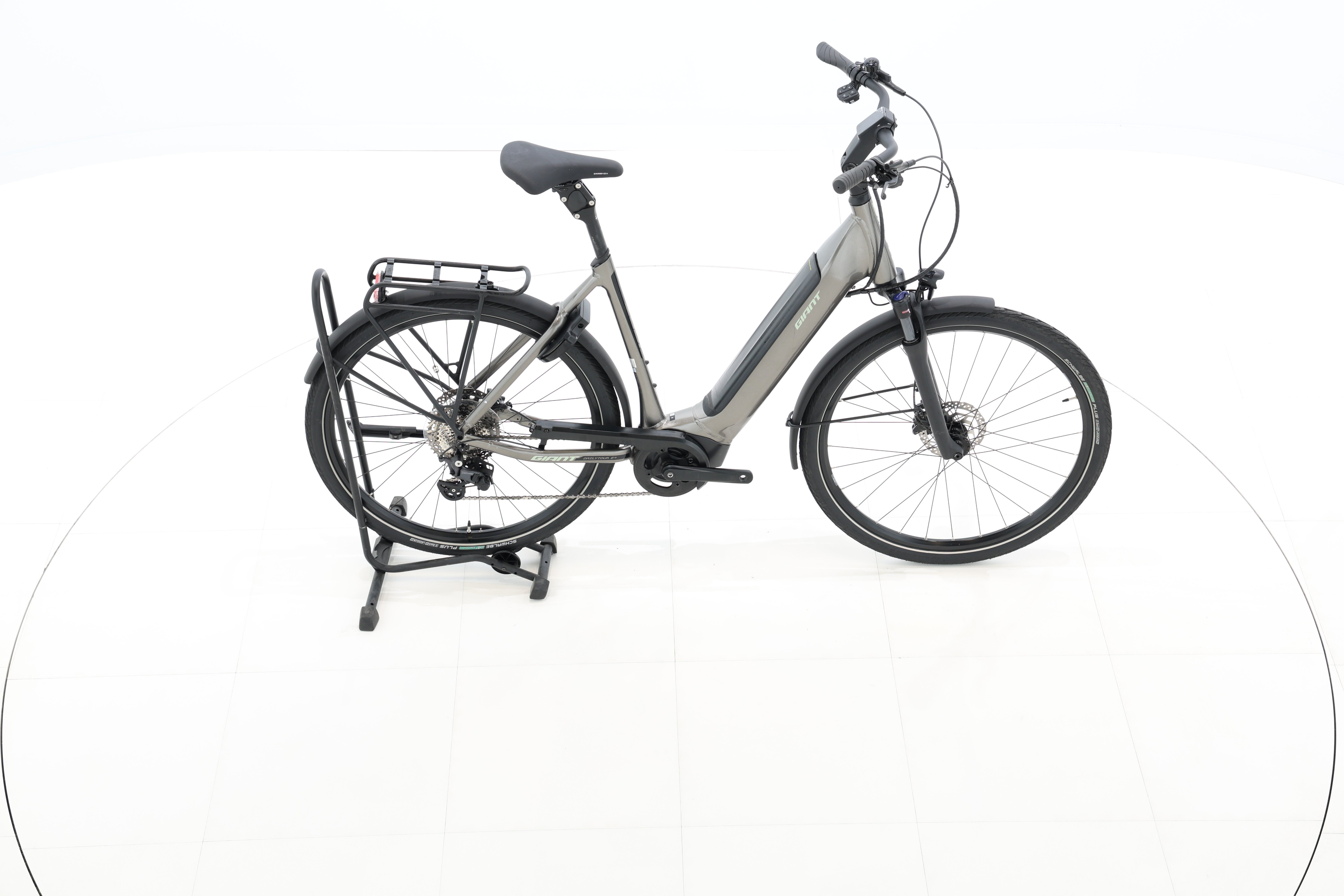 aa6f798b-e5f7-4026-af16-30f26db2adee