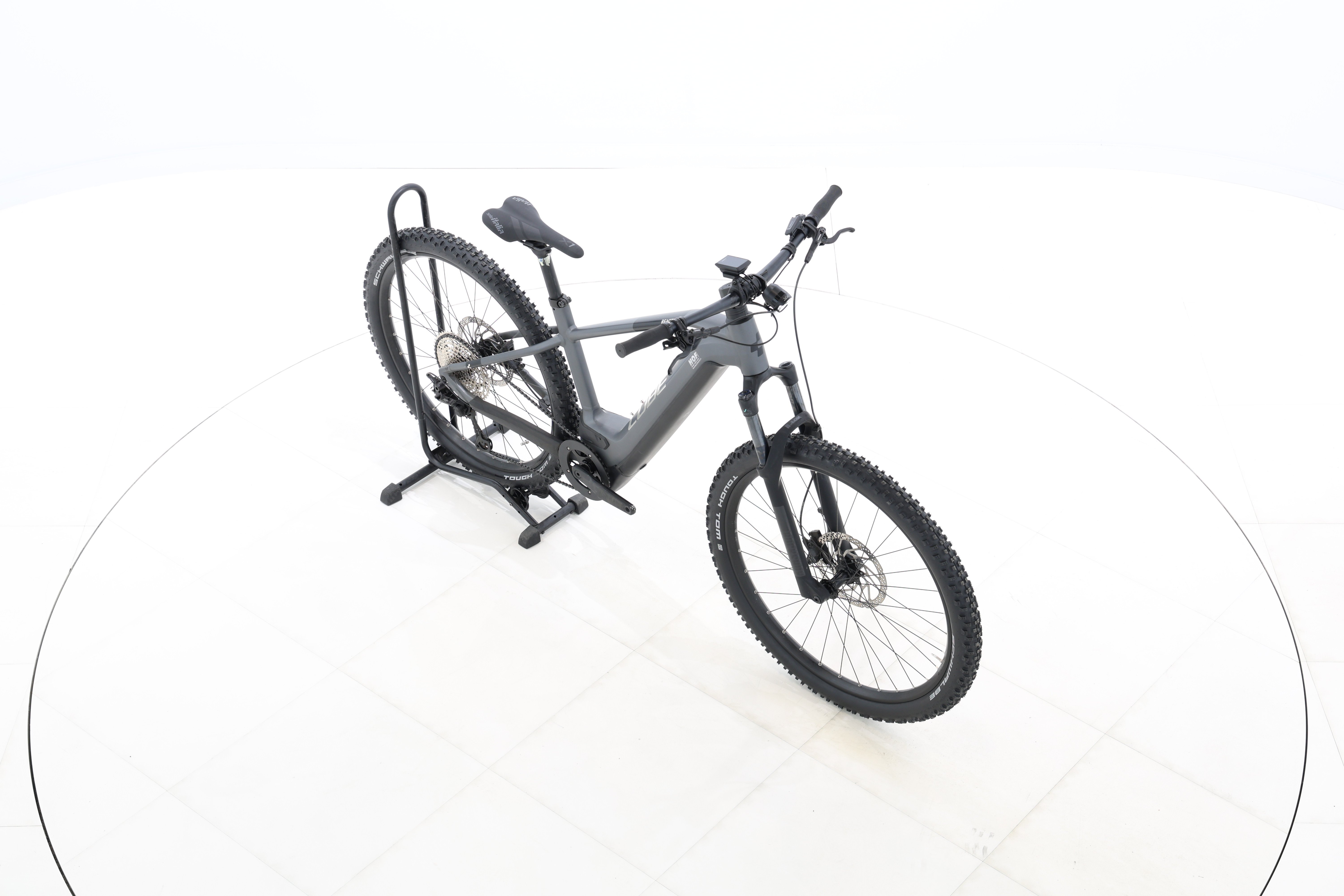 b0383747-056c-4e3d-98eb-b4c72f90a620