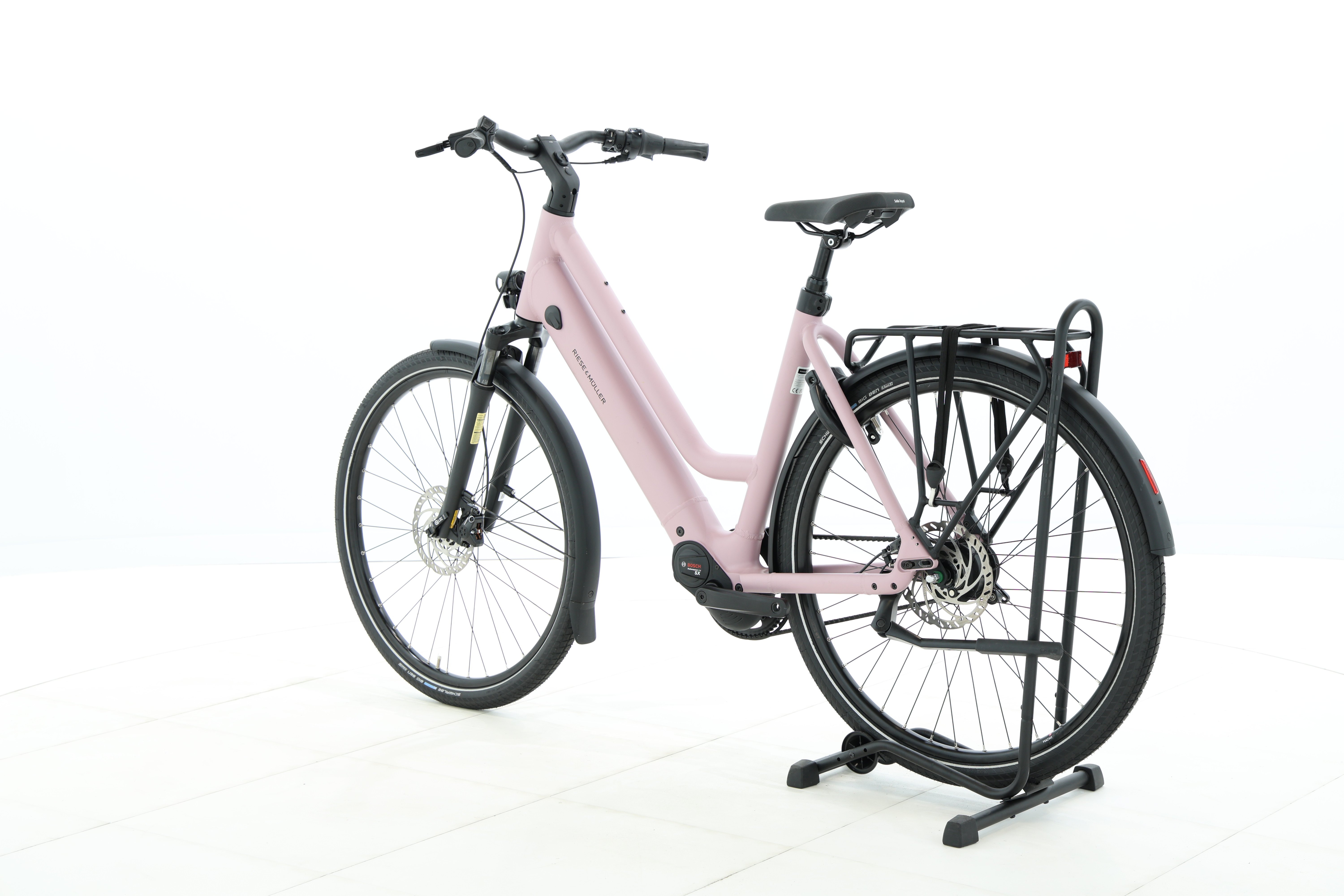 926c9a88-c3f9-4a8a-b852-04fb0c8e45de