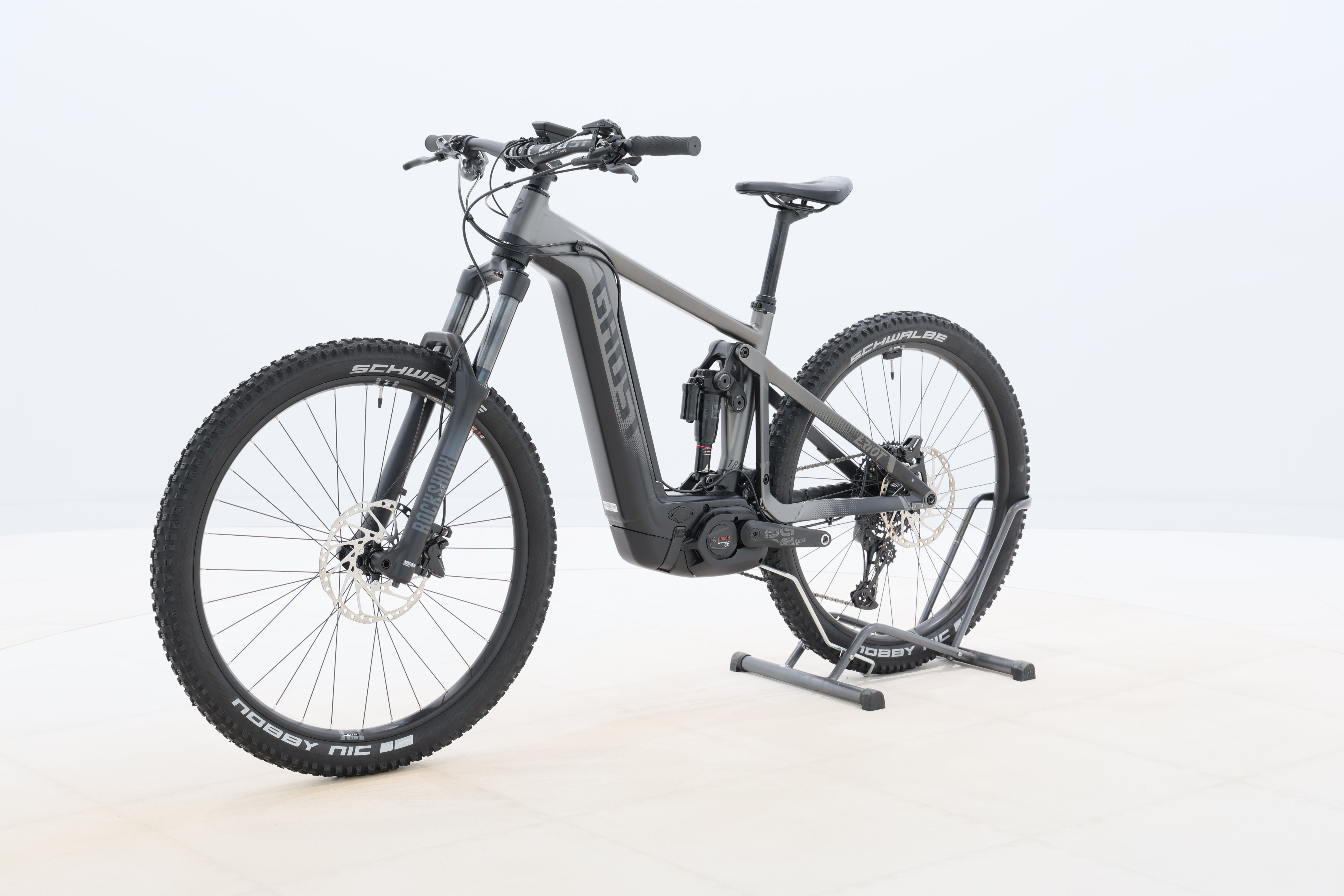 580e7556-0f48-4b32-8694-3307609dd966