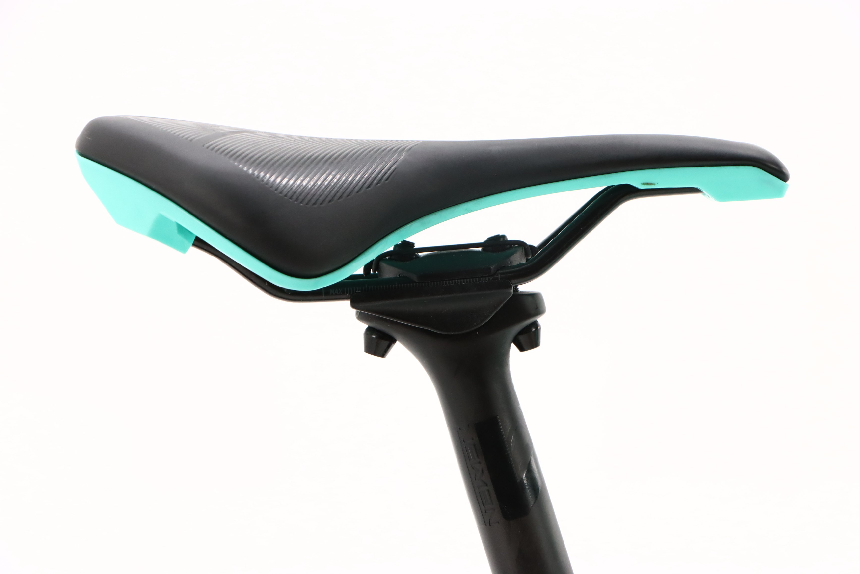 aff58fa3-2e81-4449-b676-9eb17c2ecb5b