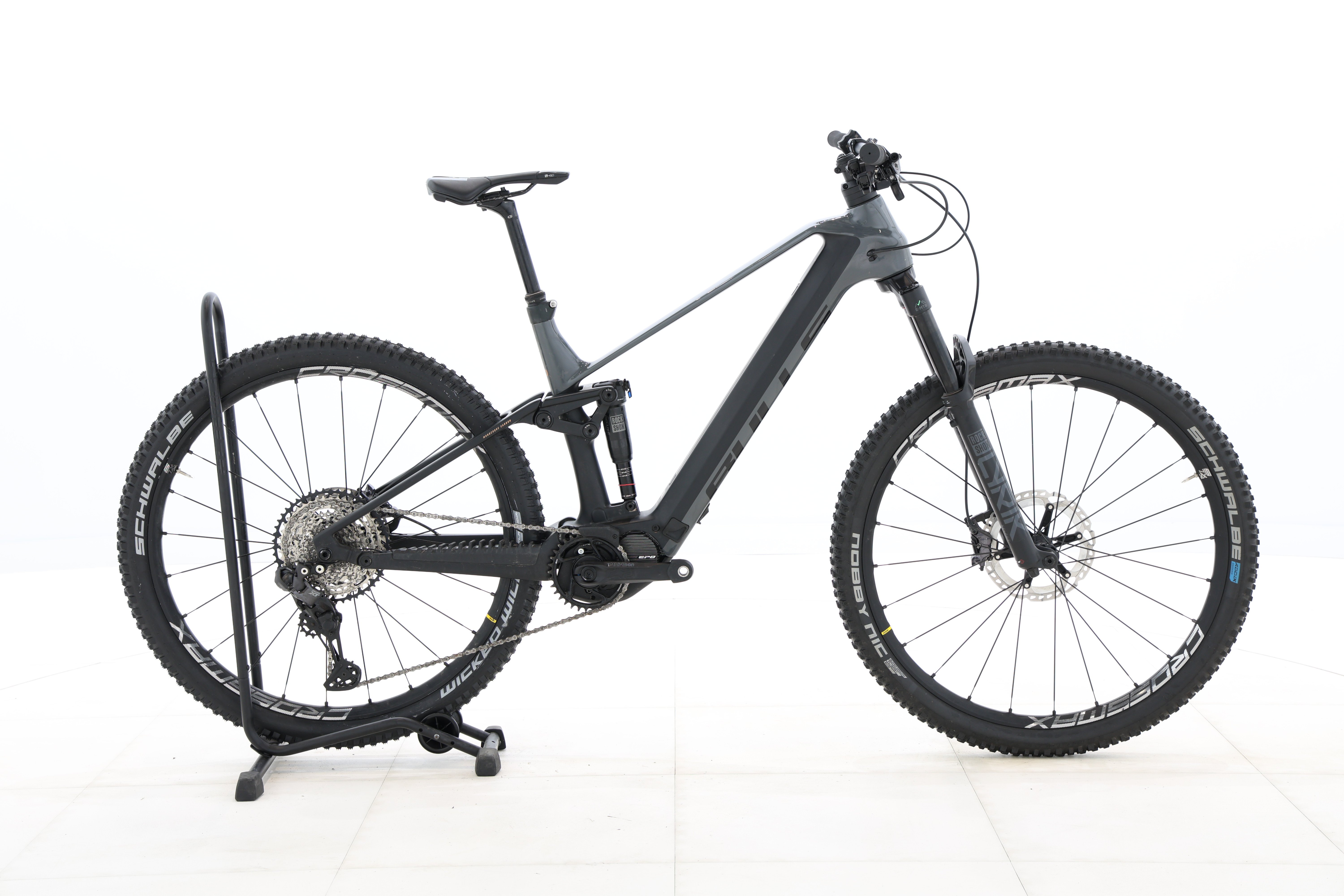 23367b69-cd66-467f-9338-a700e7efb4d8