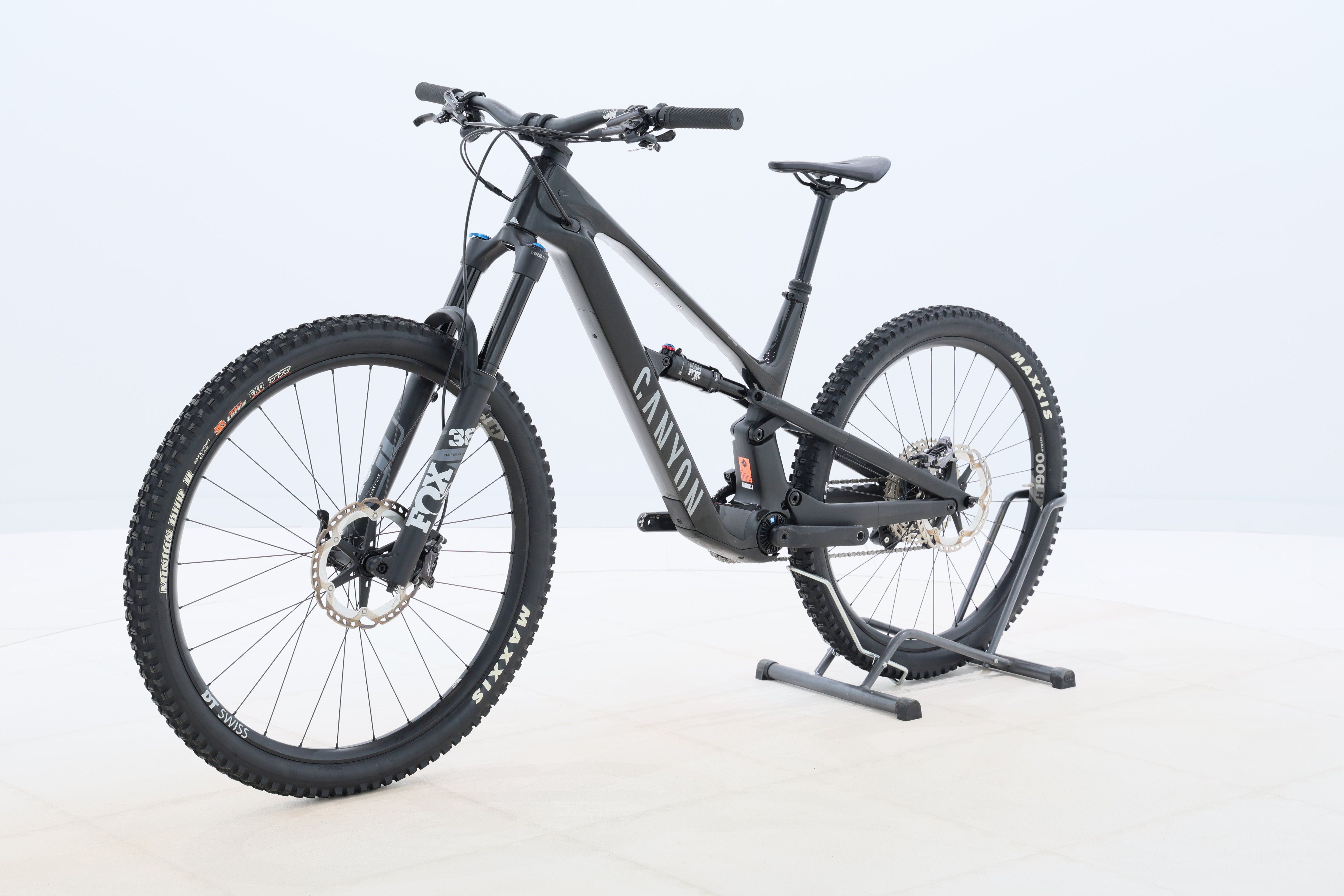 d1674f49-5e28-466e-a07d-1c1537811718