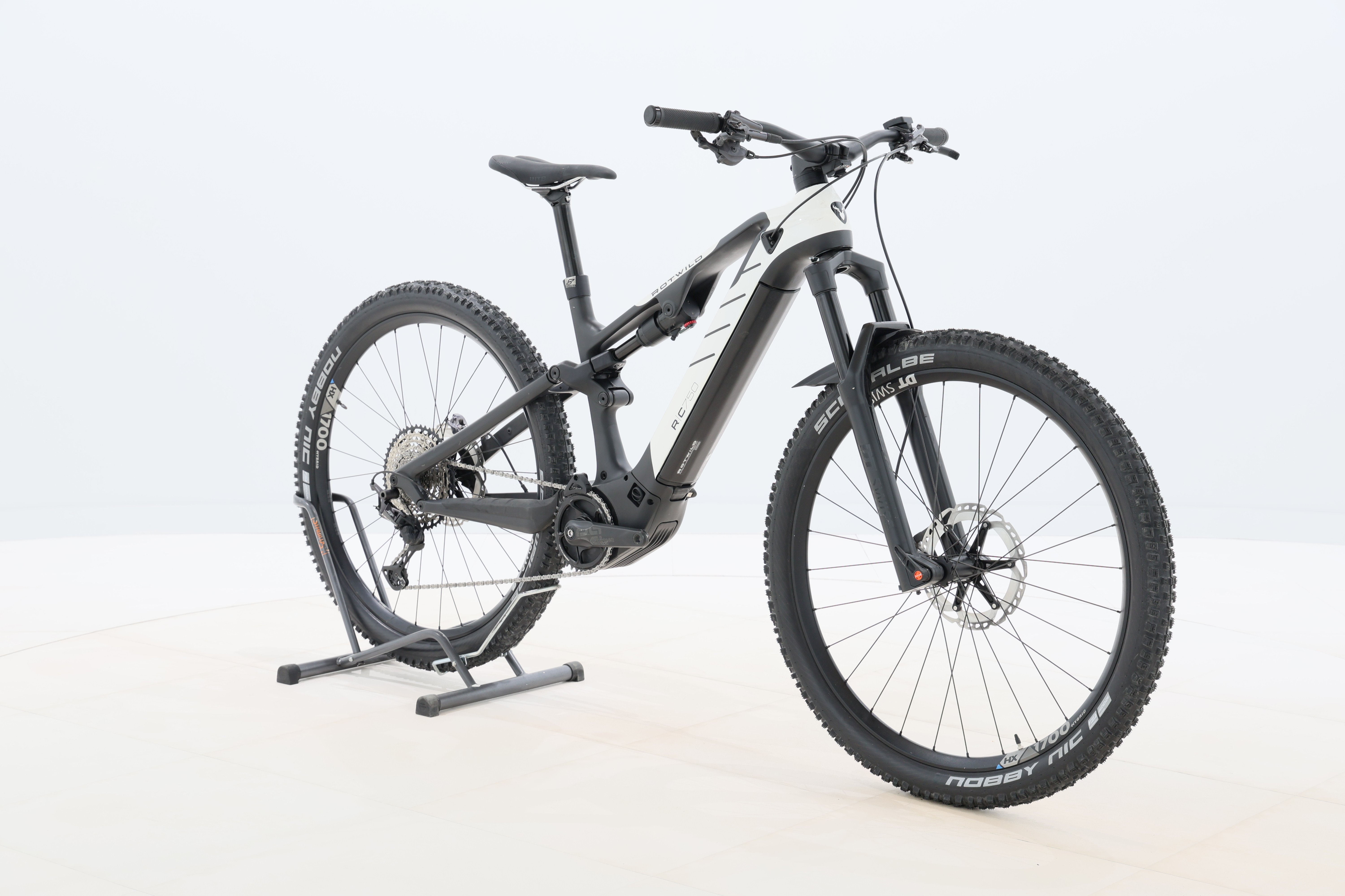 4ff5bdc6-26f7-44b7-bc0b-8ebde58a13fb