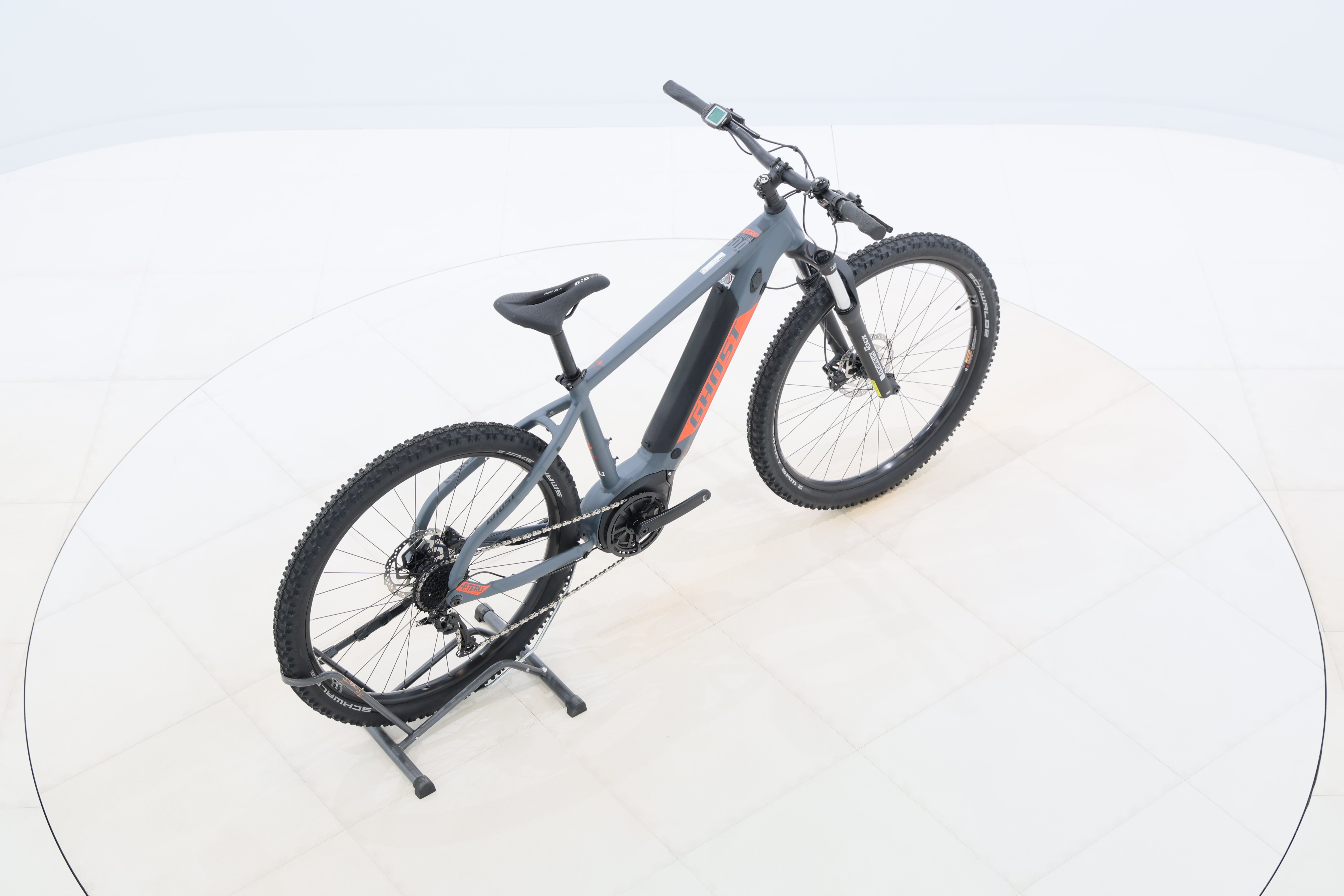 d7732081-803f-40f2-b40f-657cbf45dee2