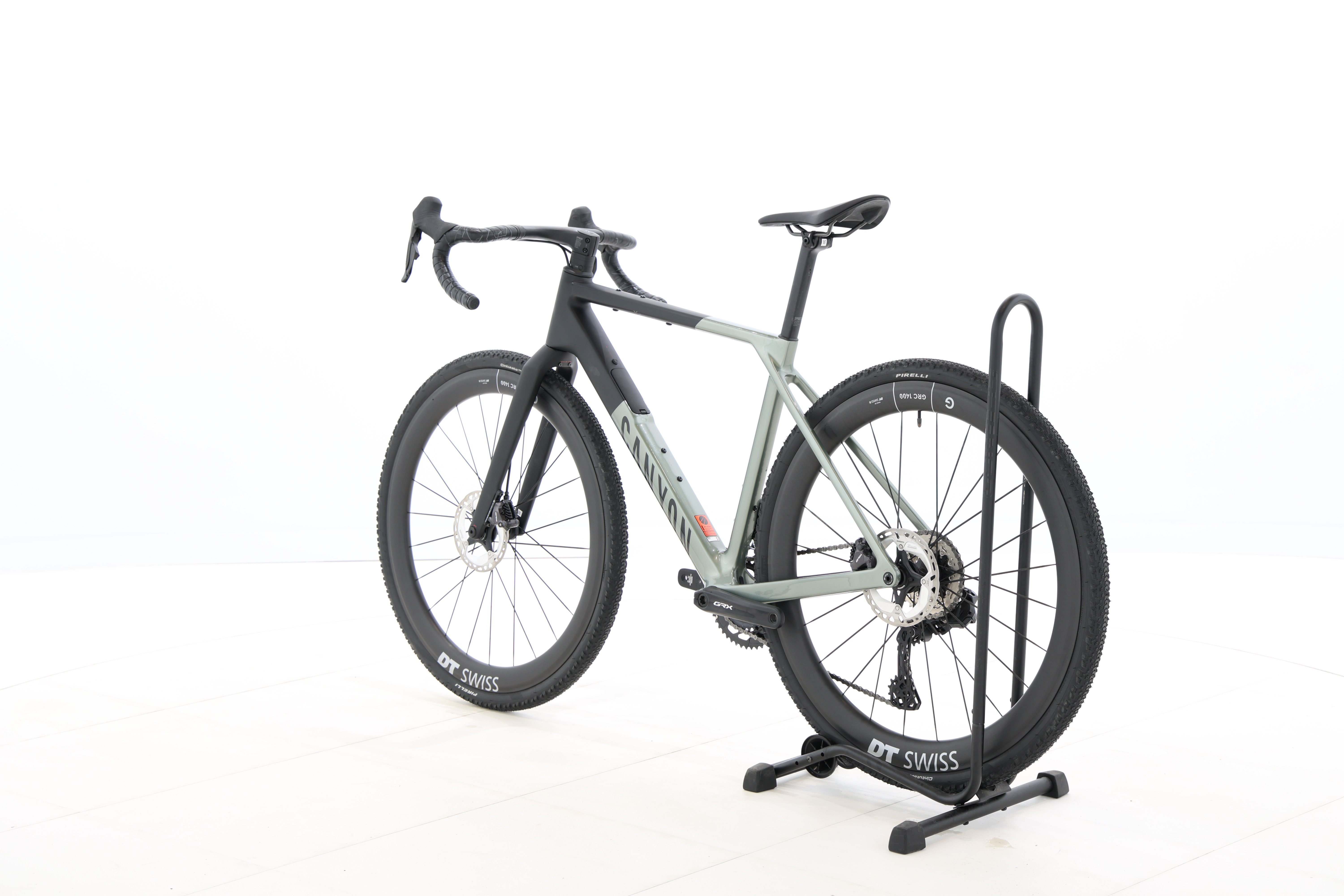 6feacd98-d02b-4d66-8127-a2d38f4cf198