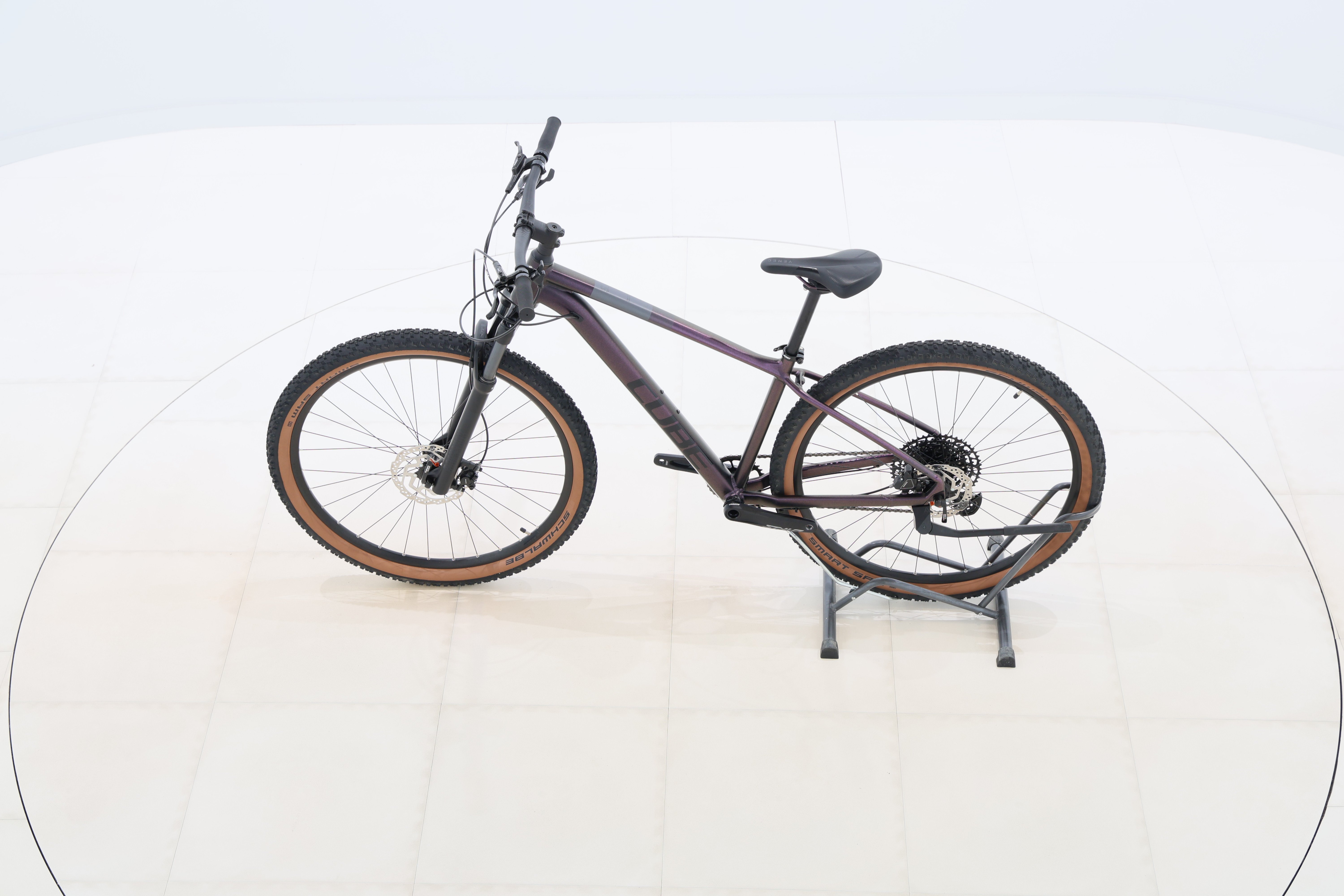 8dc232fb-2274-4584-98bf-f18651c87951