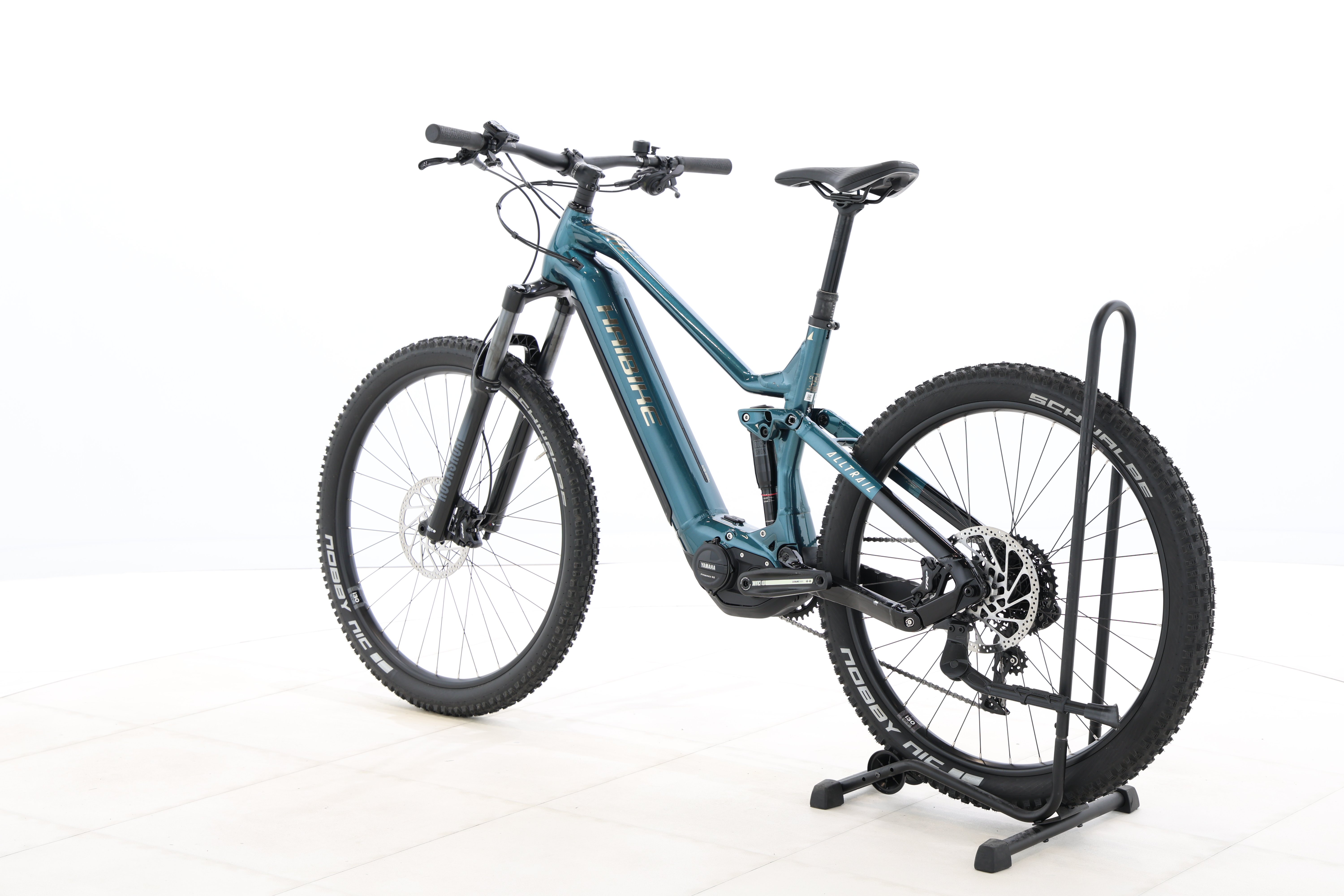 1d0146bf-4068-4cef-8808-a6eb447e5099