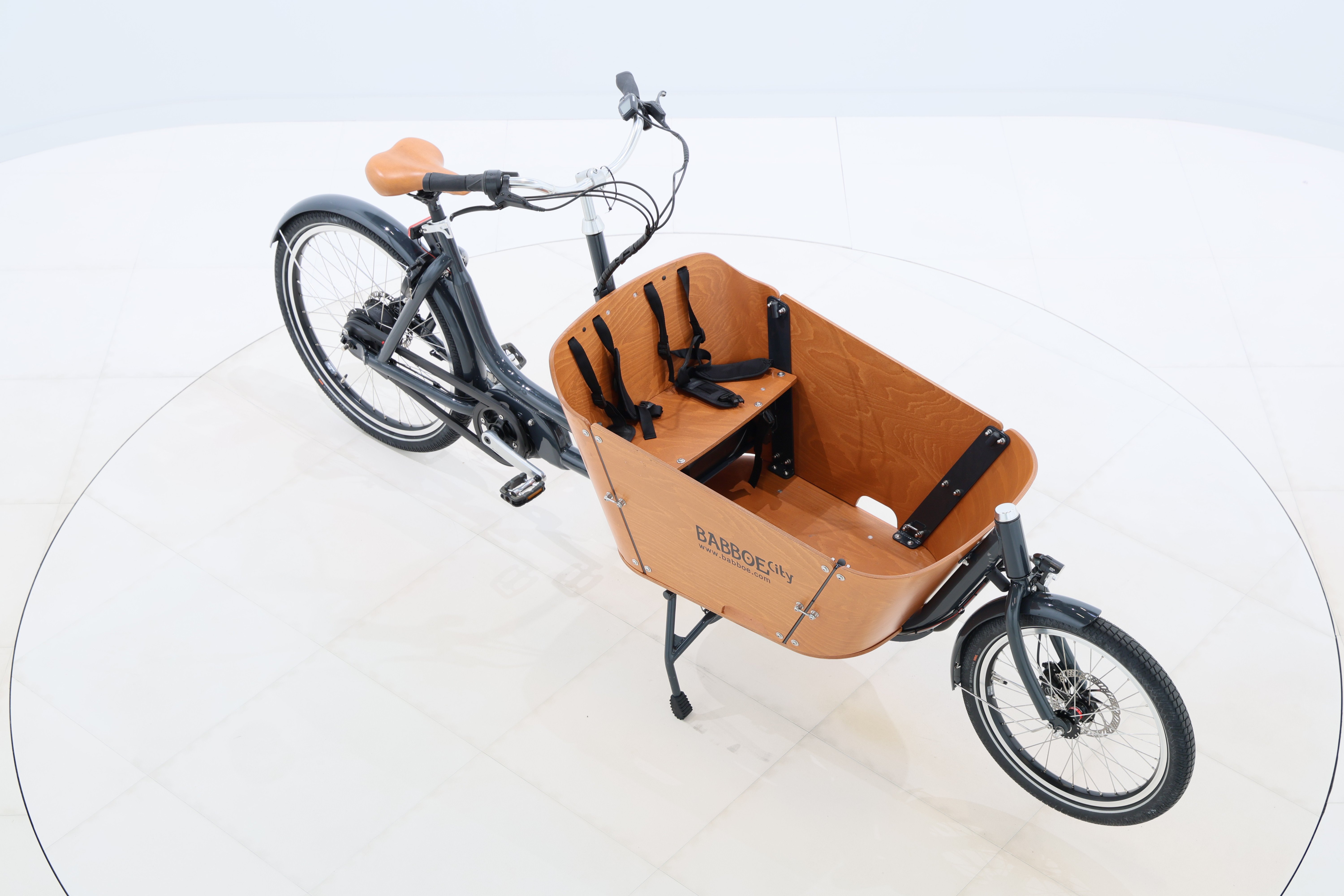 bdd0a421-0bff-4267-b4fe-cff5702b802e