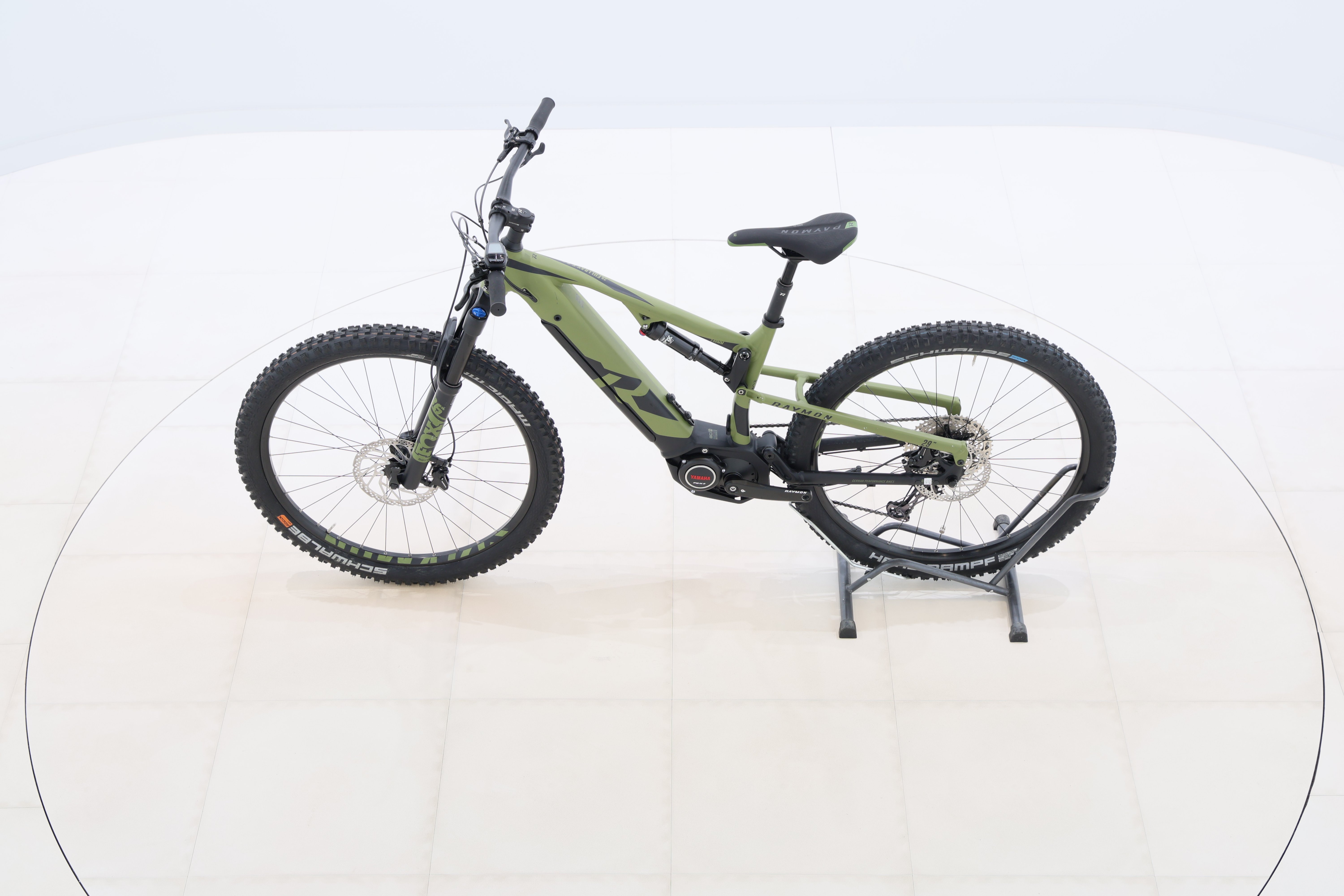 9ca96efb-c596-42b0-b1d0-e6db7bcb9628