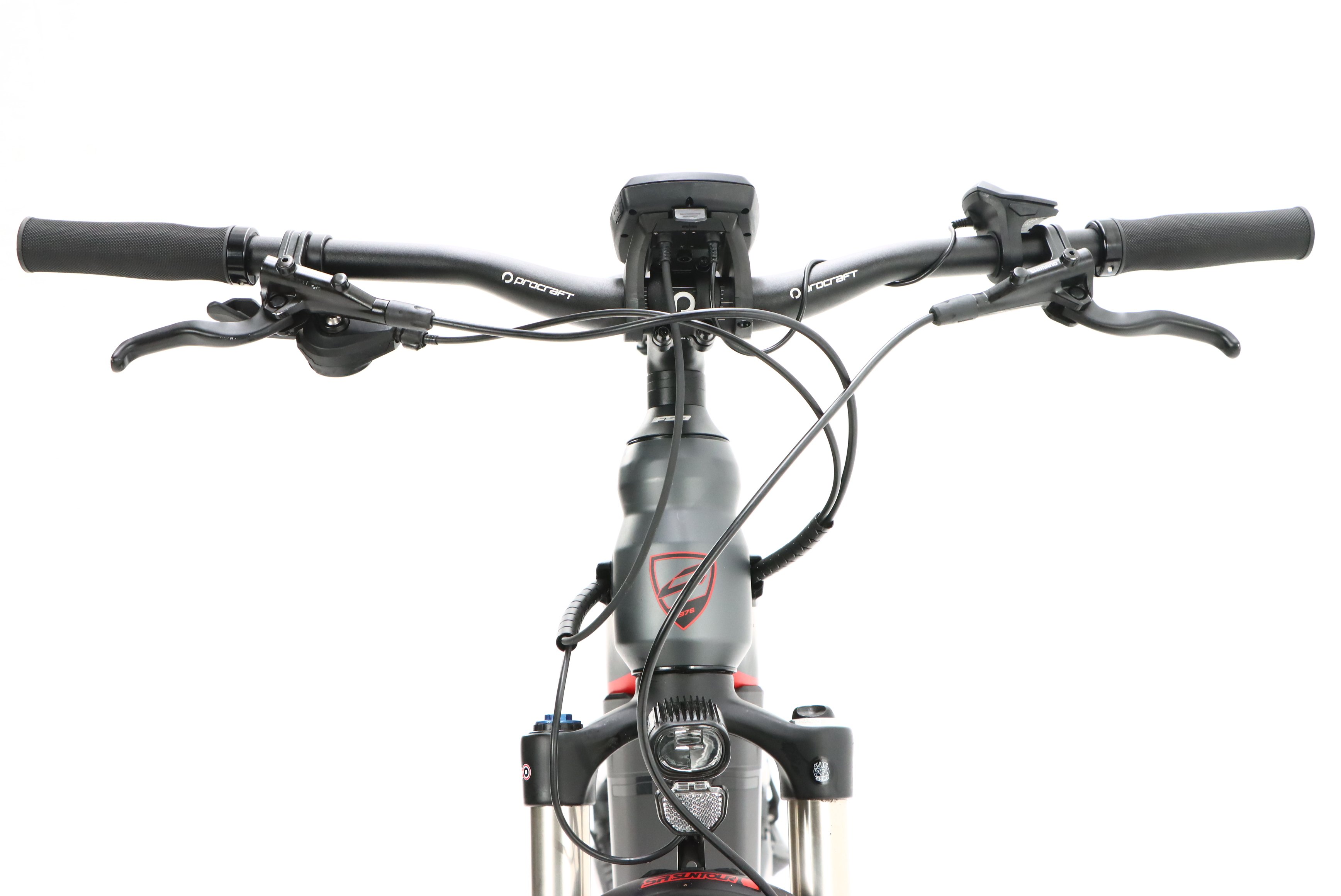 04fd5ffd-1538-48cb-8ef4-196f3ddead3b
