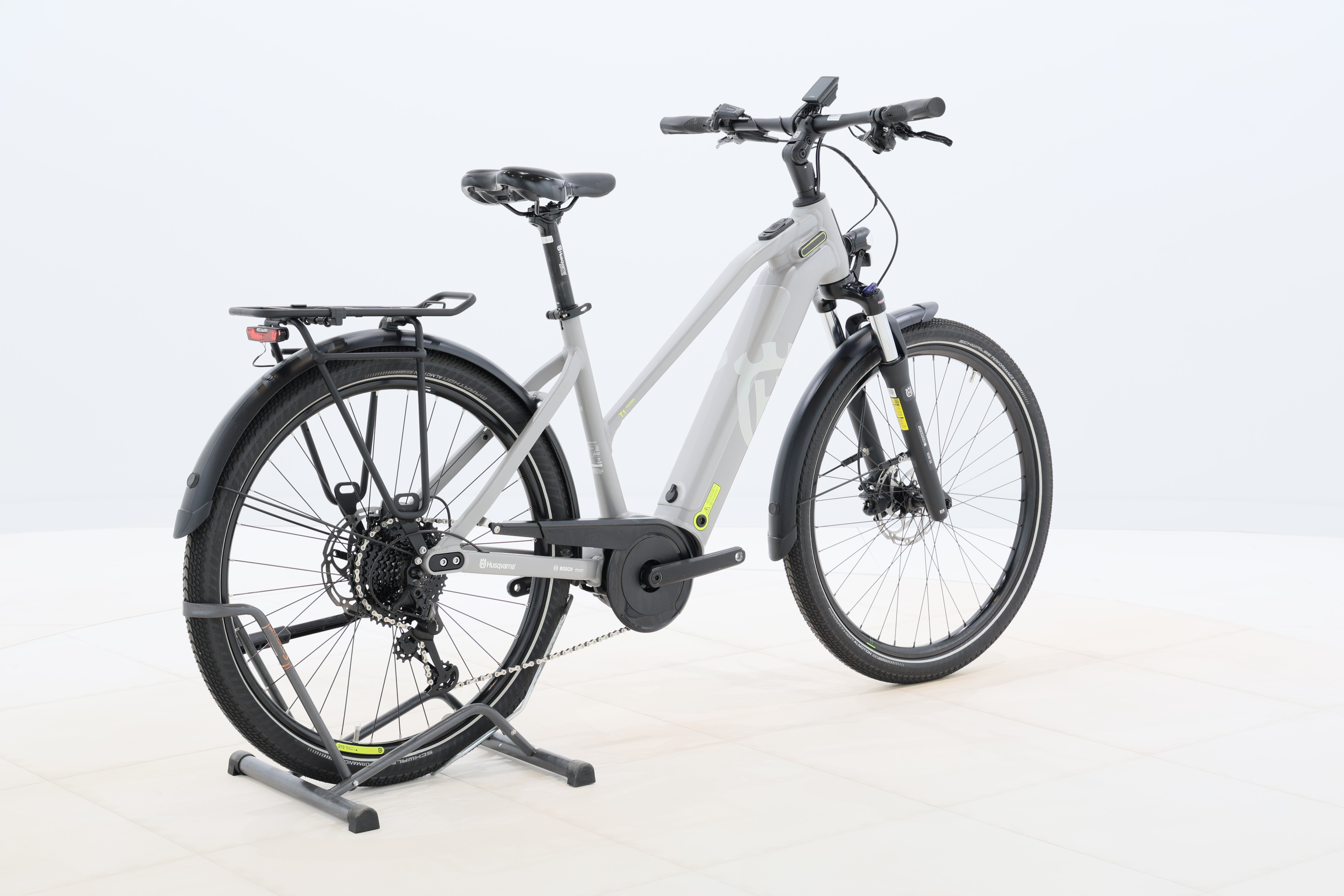 b2e3d27b-f80d-4129-a8be-a1a88e12e9d9