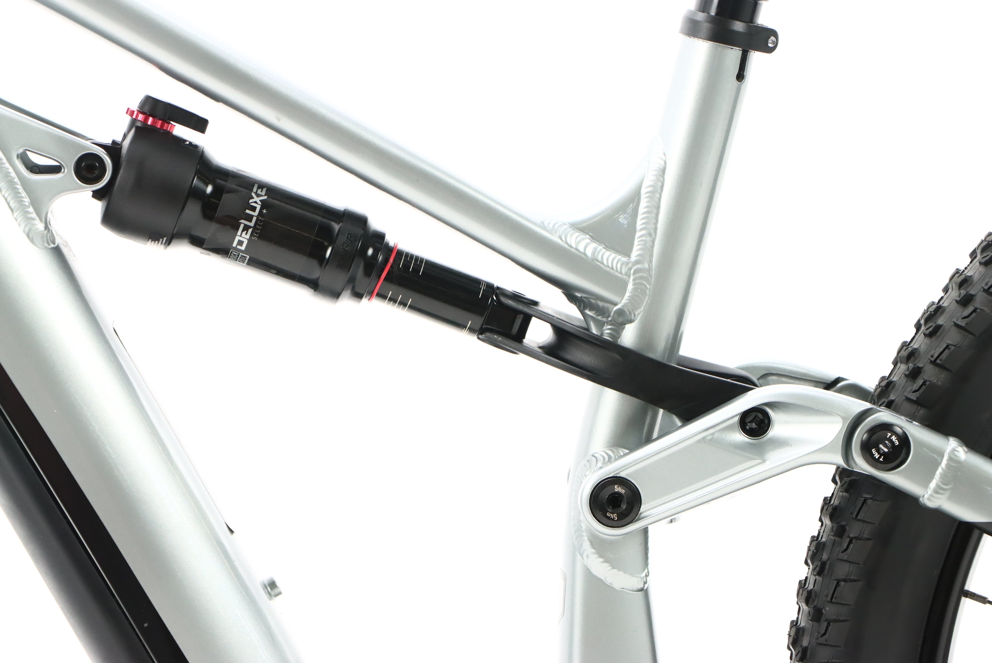 6aa53573-36a3-4b43-8d77-aa30518ad88c