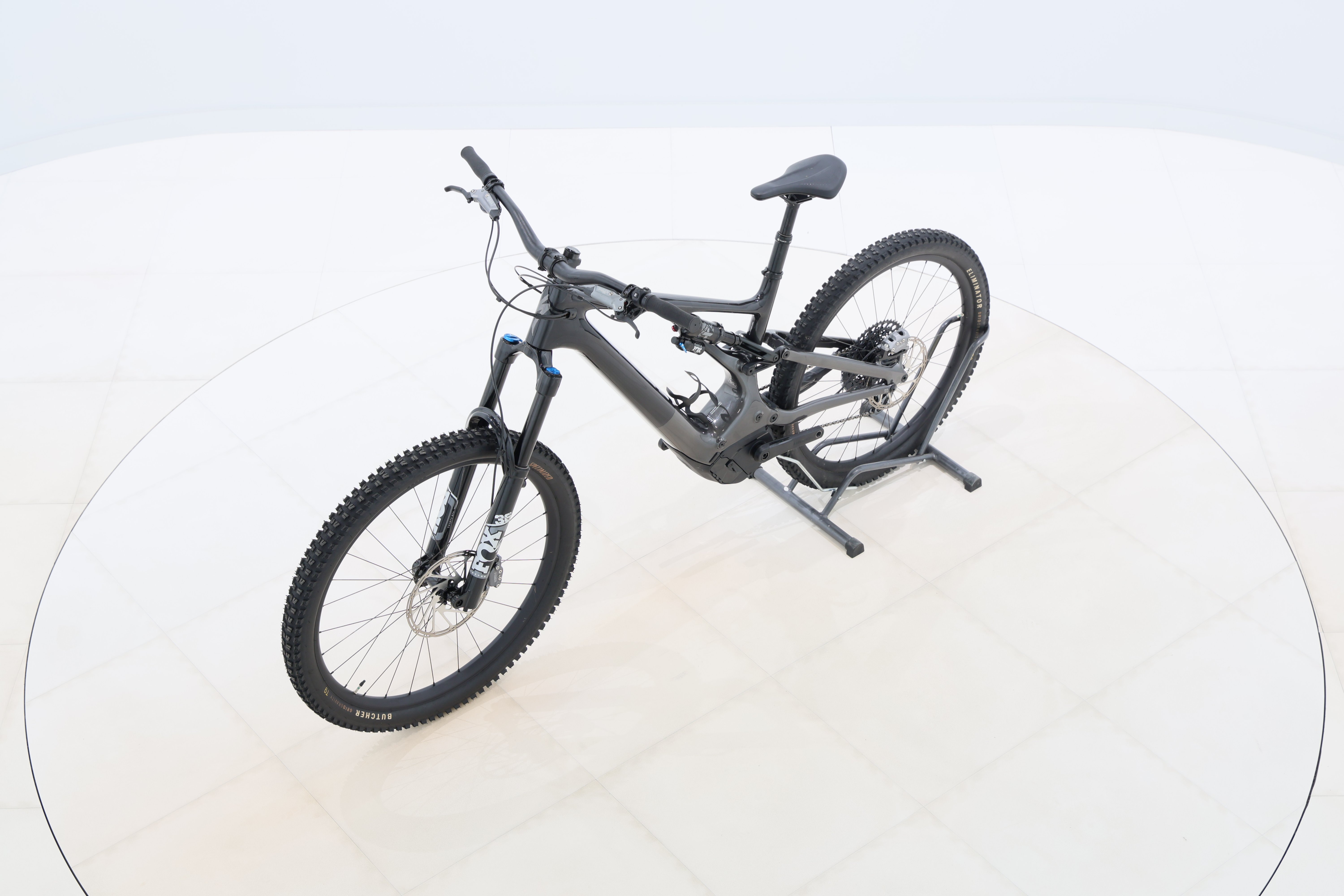 1b7ae602-0d61-43df-bb3c-82210403ecec