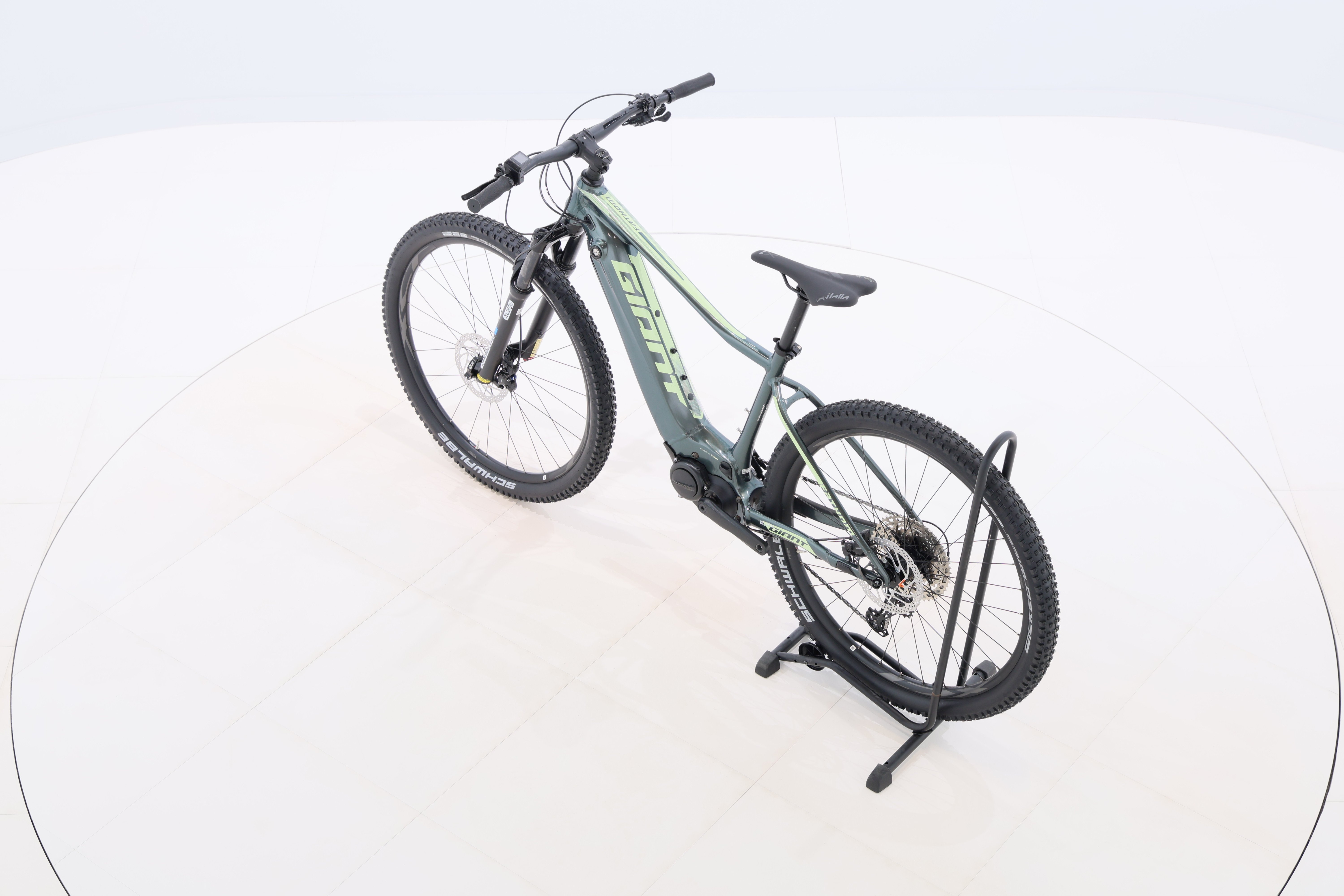 65a0c7cd-4b9e-403b-8fc6-8923ae91dc11