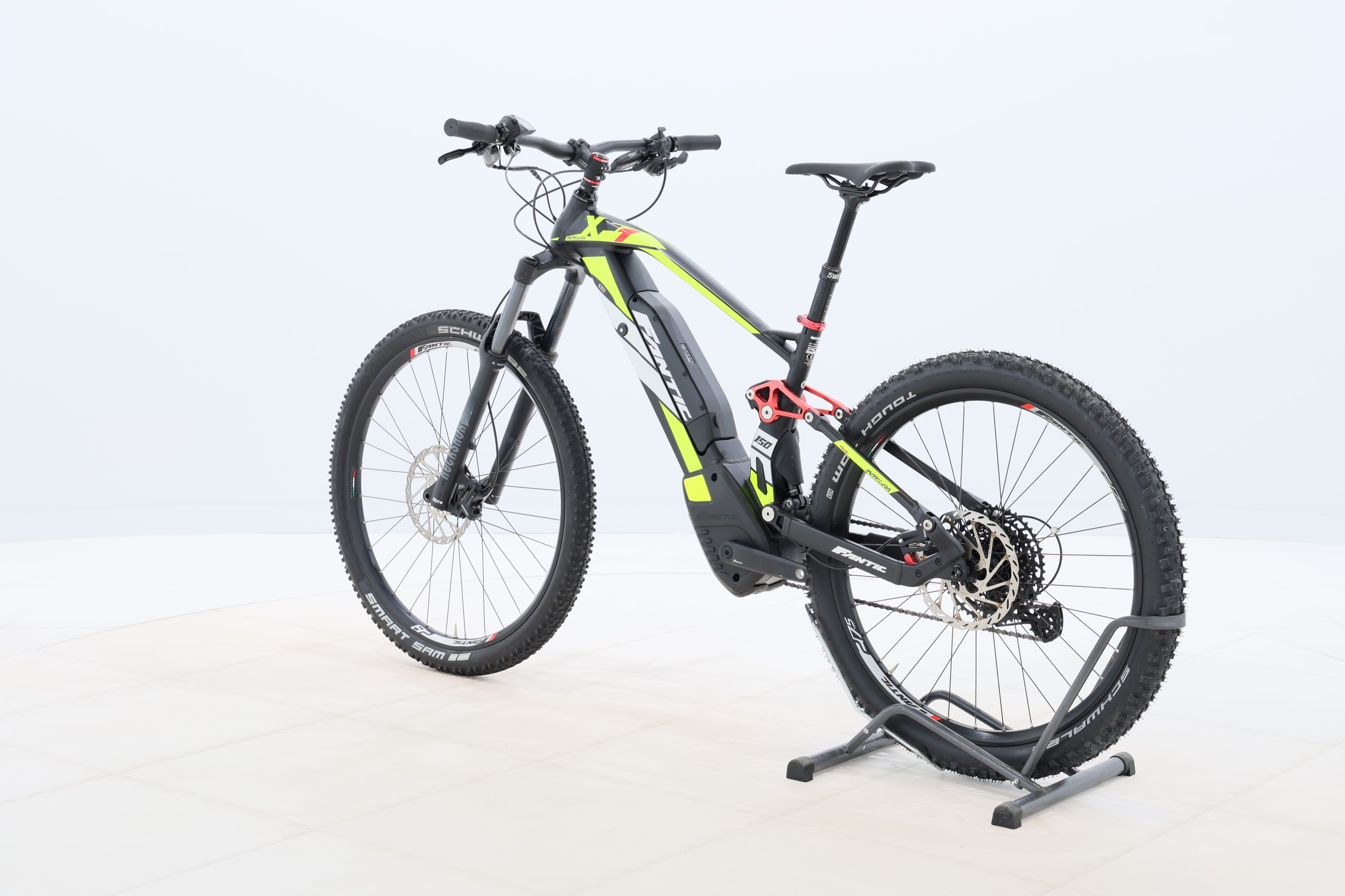 7ff6917c-0f64-45e3-ab3d-fe2f043cf1b7