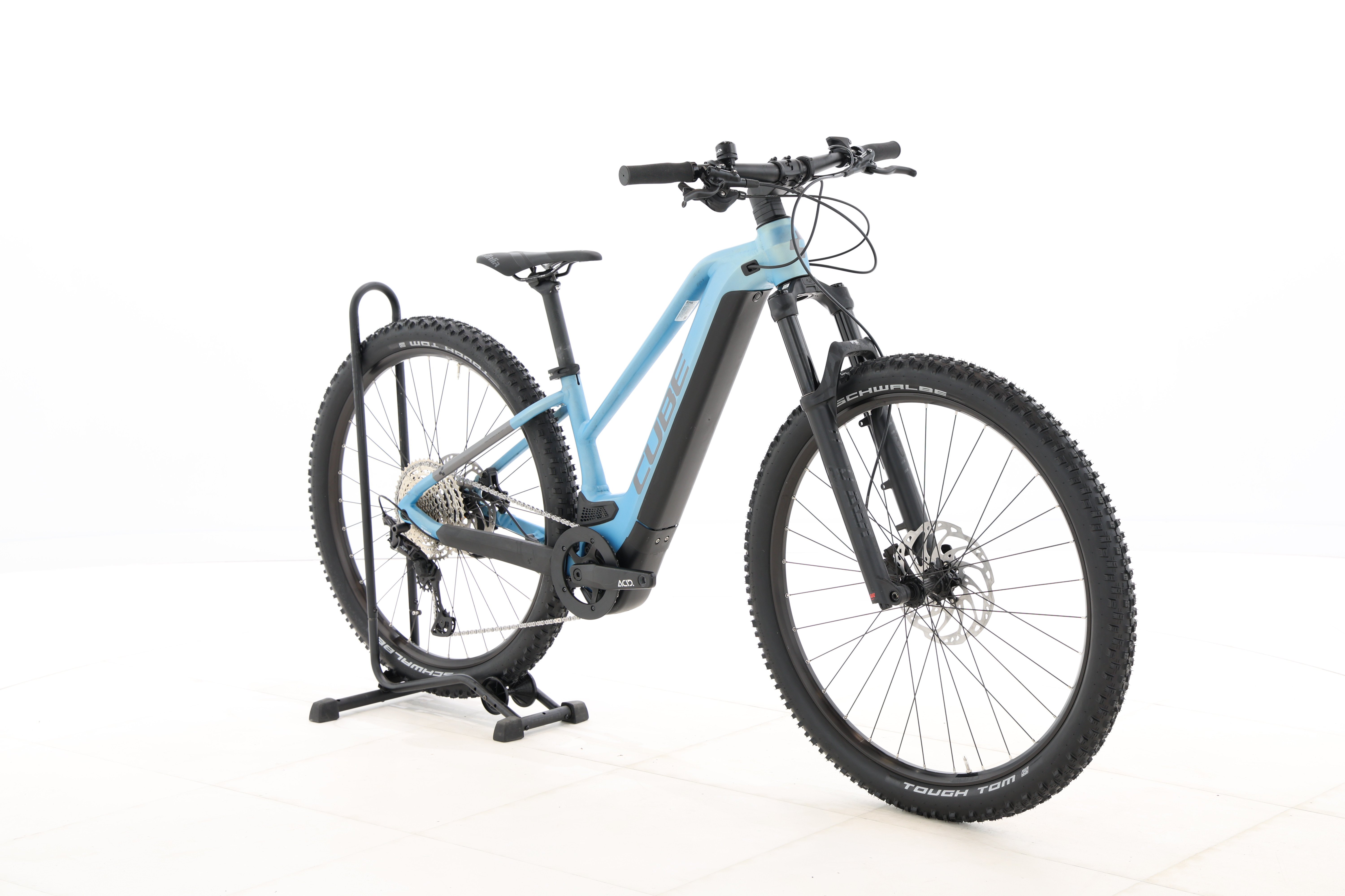 2d2e1d22-86f7-4000-aaa6-4ecce808c821