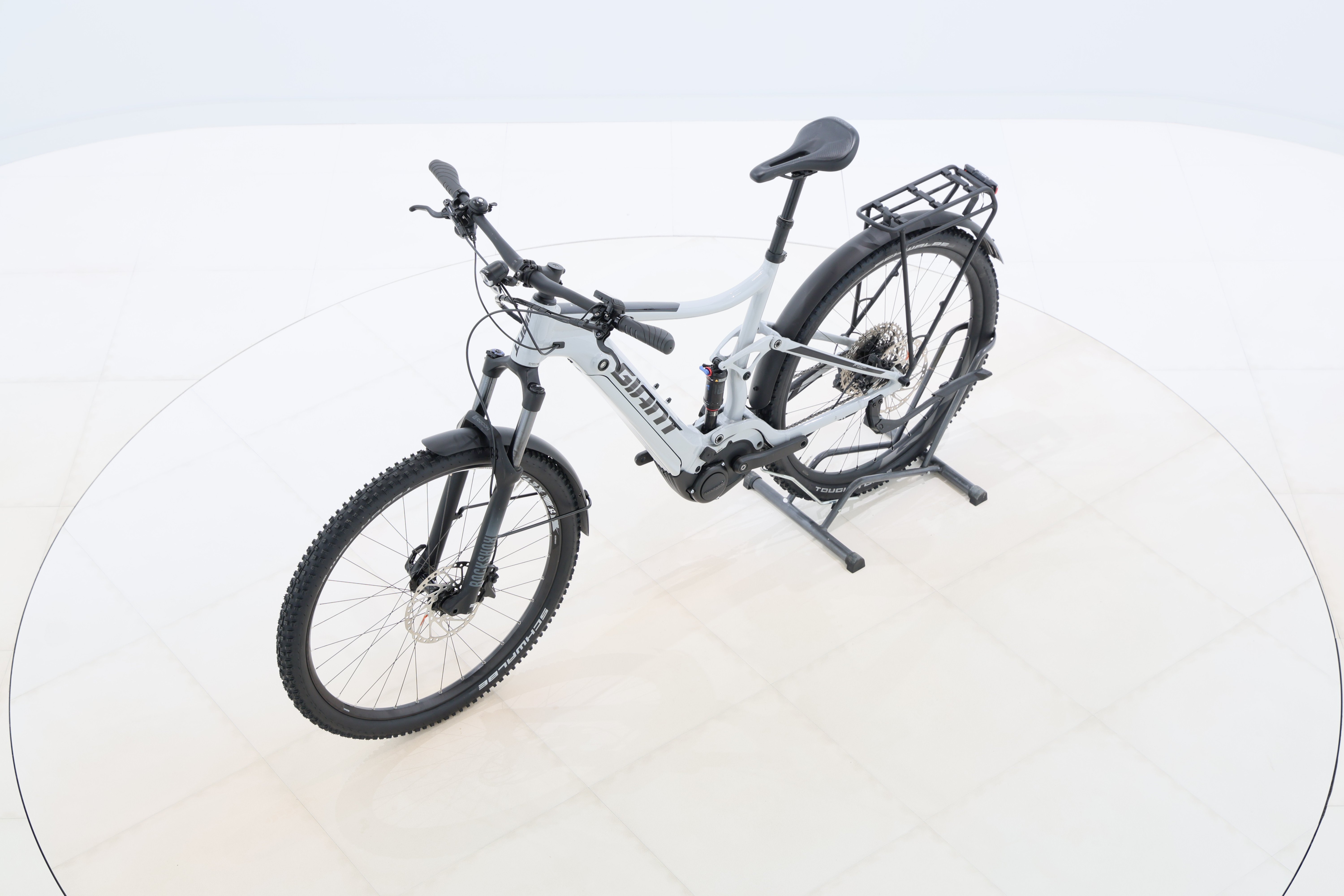 c3eab736-276e-4923-b01b-ad416293176c