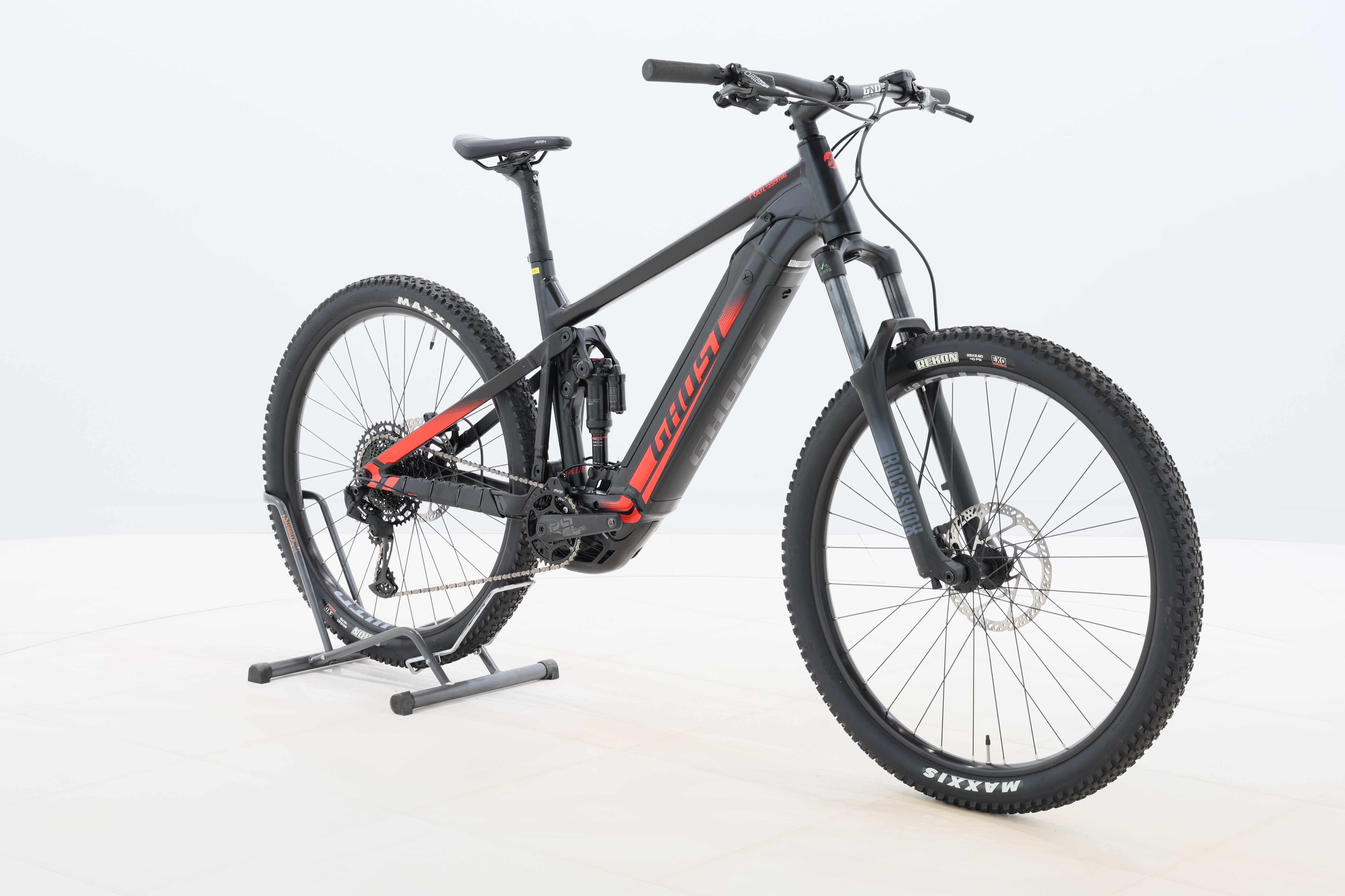 e3dad7b2-b1e7-43f0-a4c8-b213251dd5c5