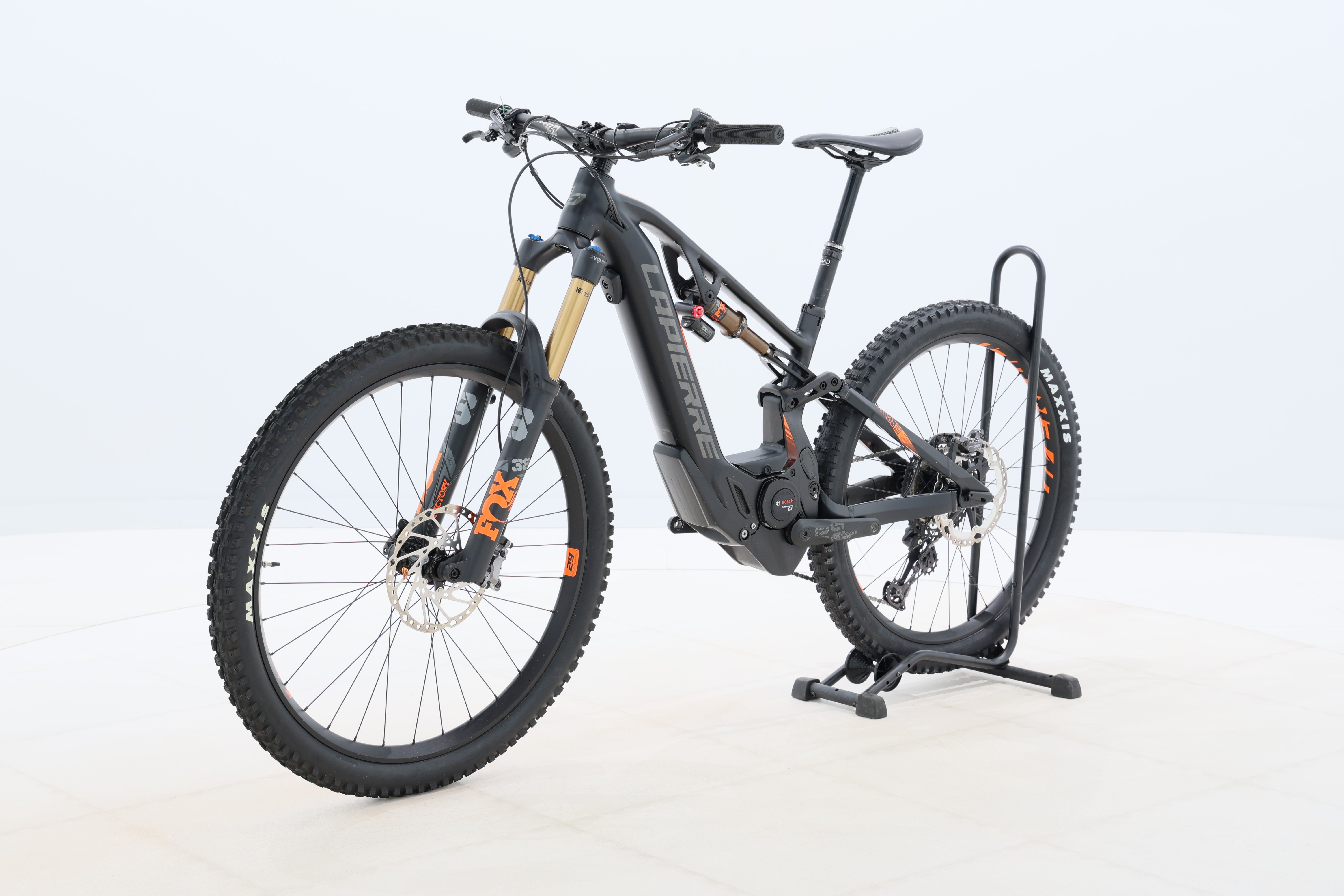 adcd6f8e-46e8-4814-8213-e5dfd7f58633