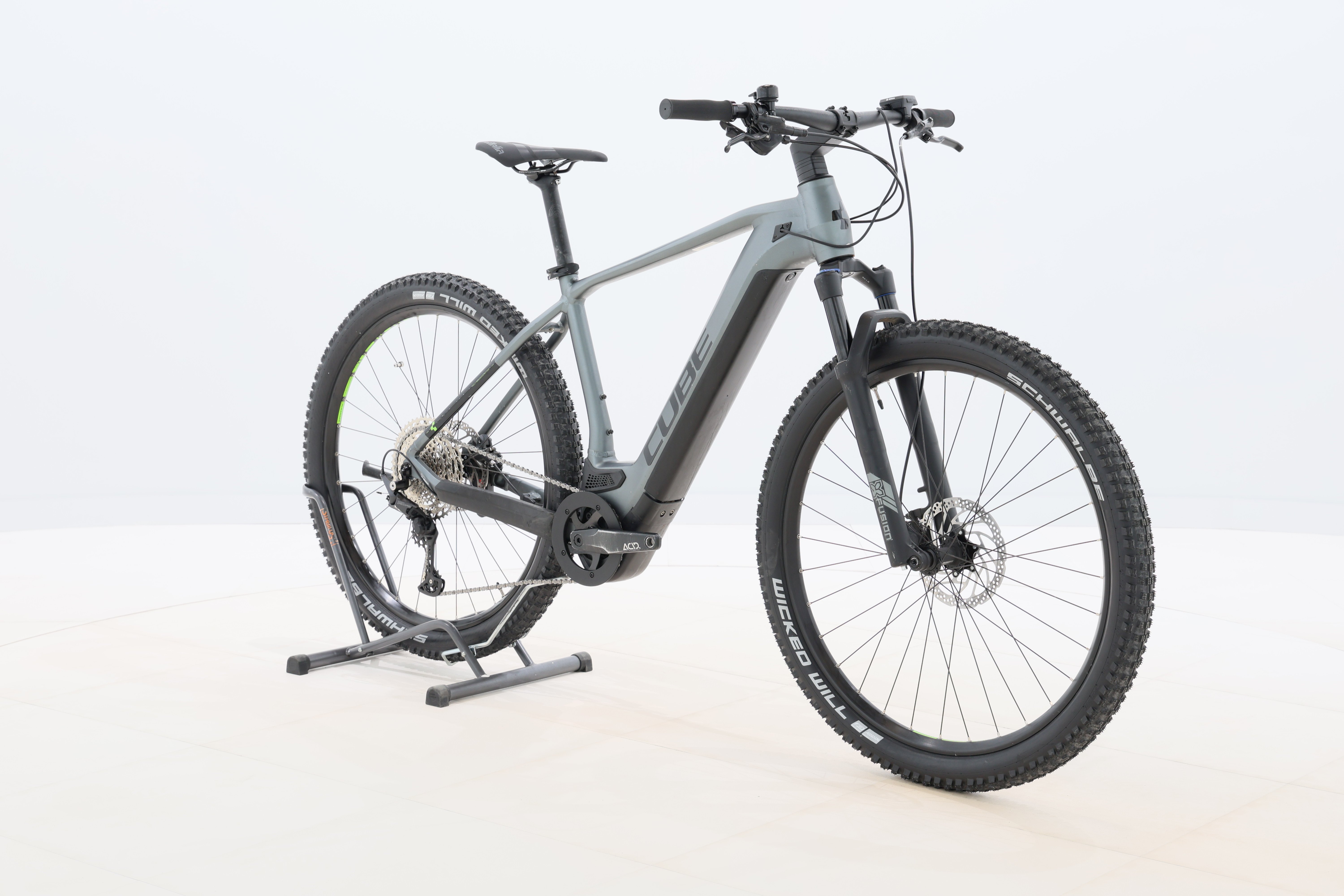 cb6552cc-c35d-4ff4-a662-9b07f2c2aaf5