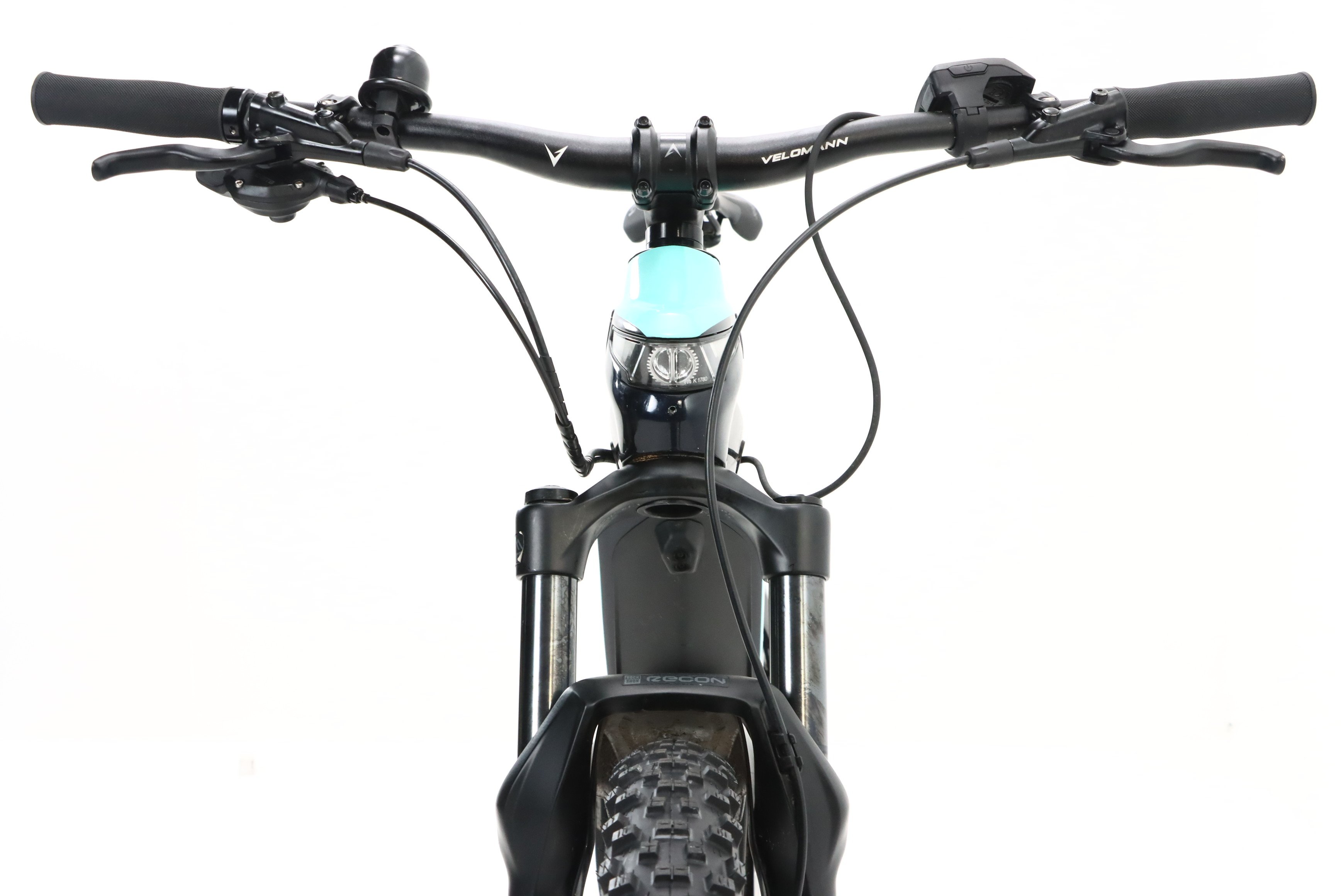 c6a8d1e3-46df-462e-a585-a935aed6328b