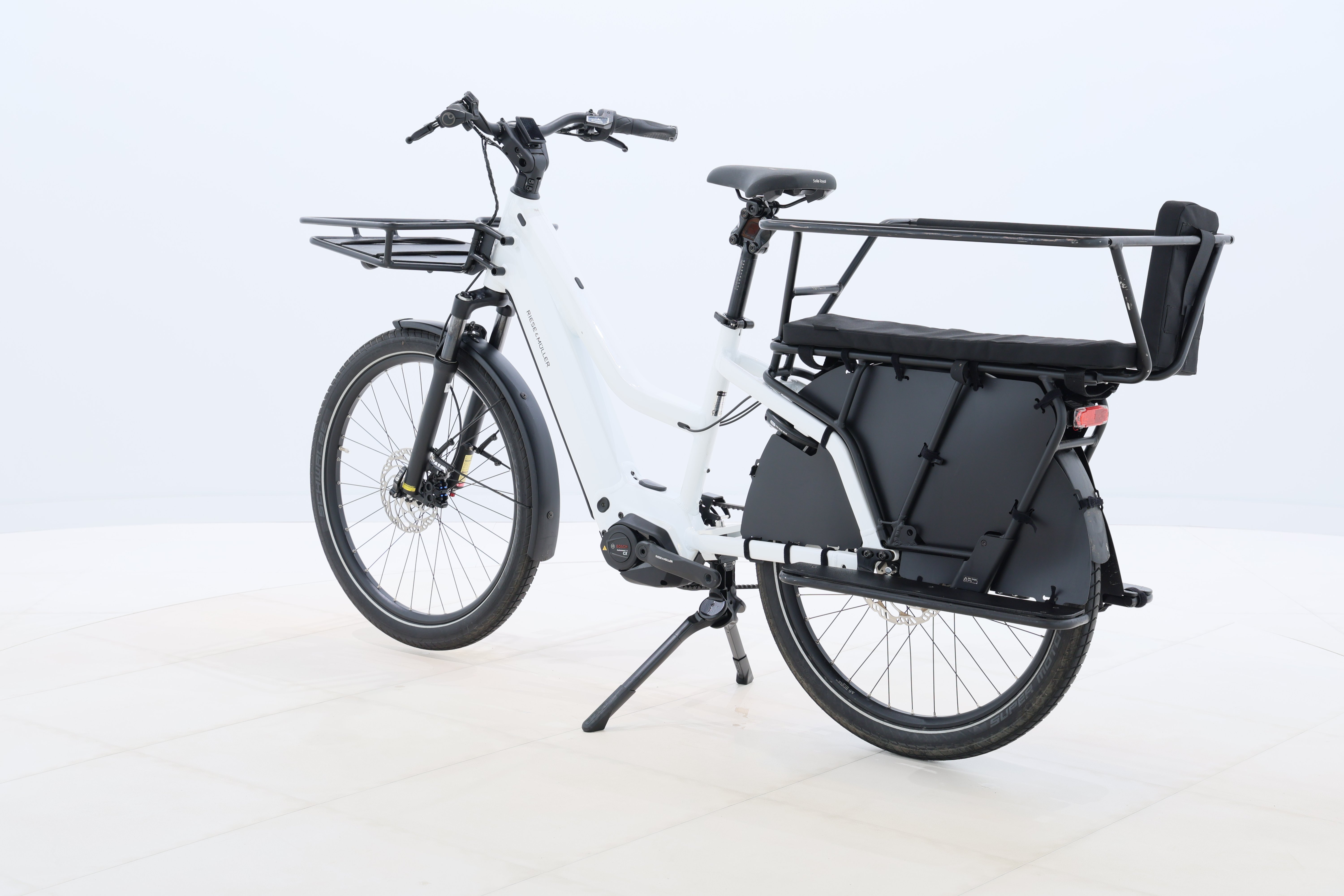 520f0e4a-8978-45f5-88ba-da64c276b408