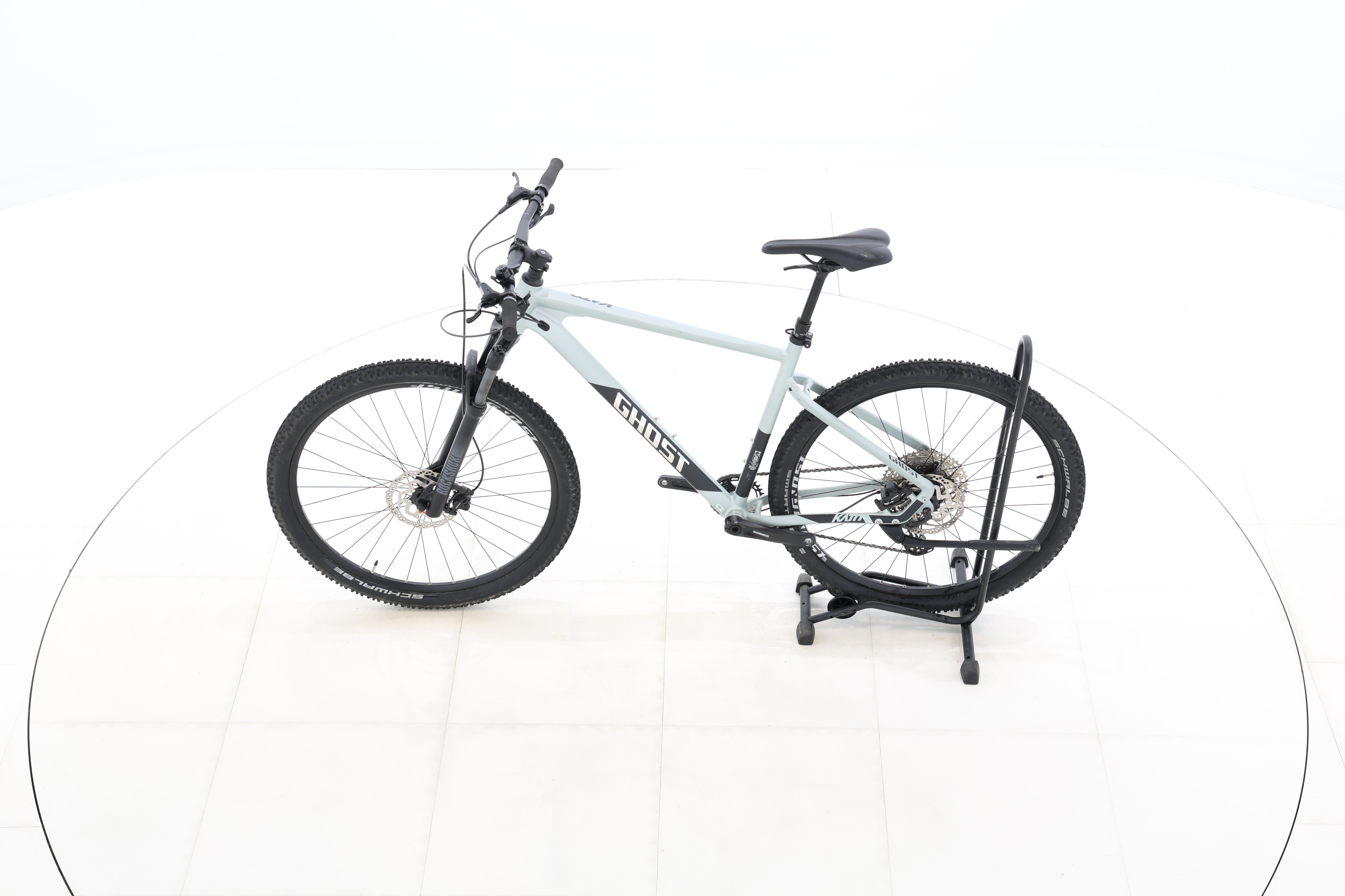 6c16645e-db59-4c47-8f9a-f1dd9d21655b