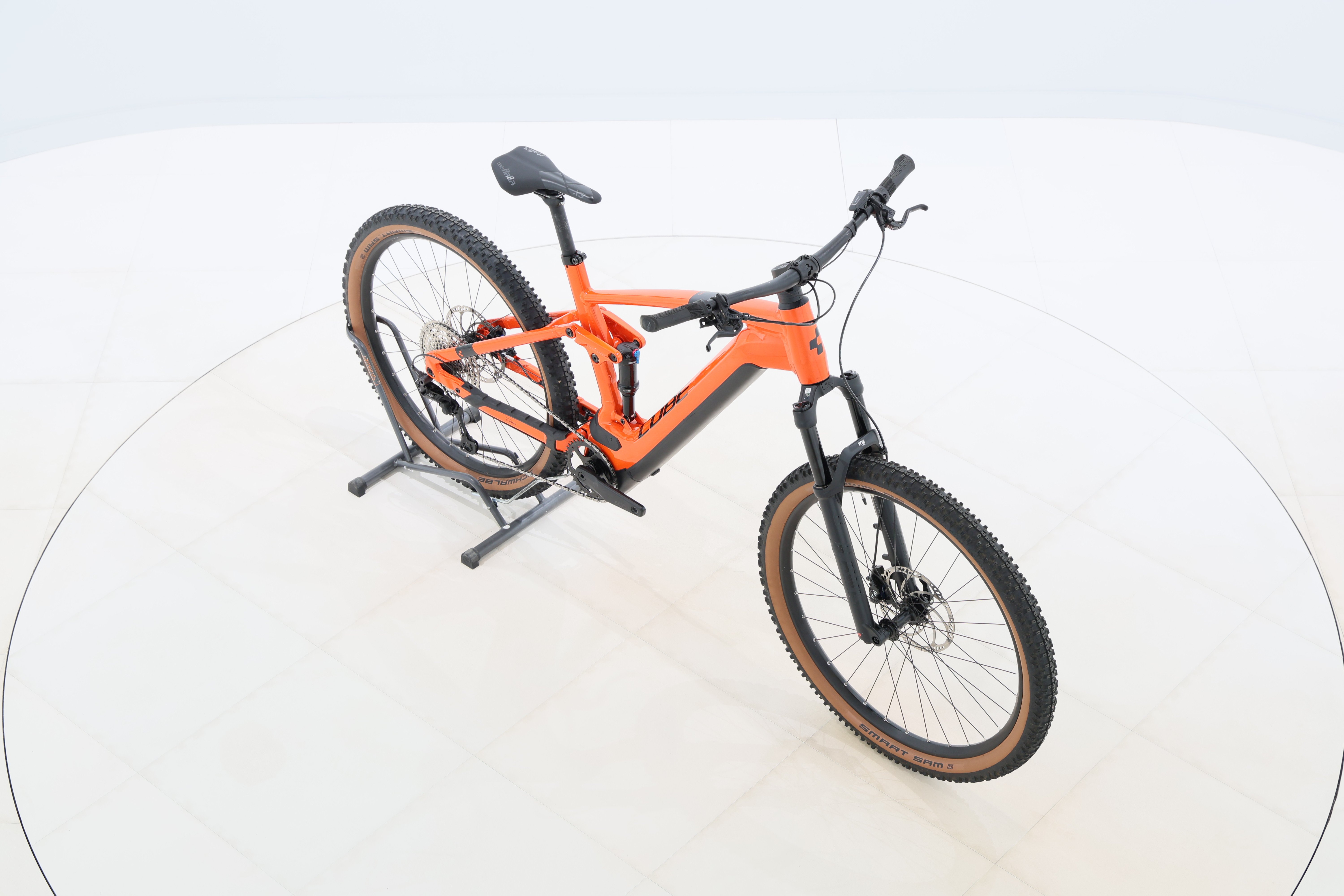 7e94a357-1943-42f2-bc86-c5e81beb8a36